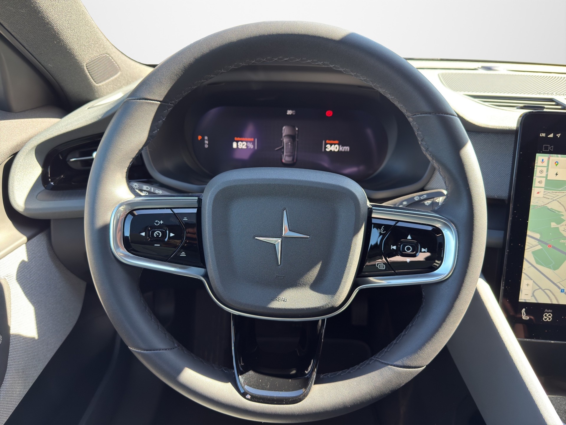 POLESTAR 2 Long Range Dual Motor-image-11