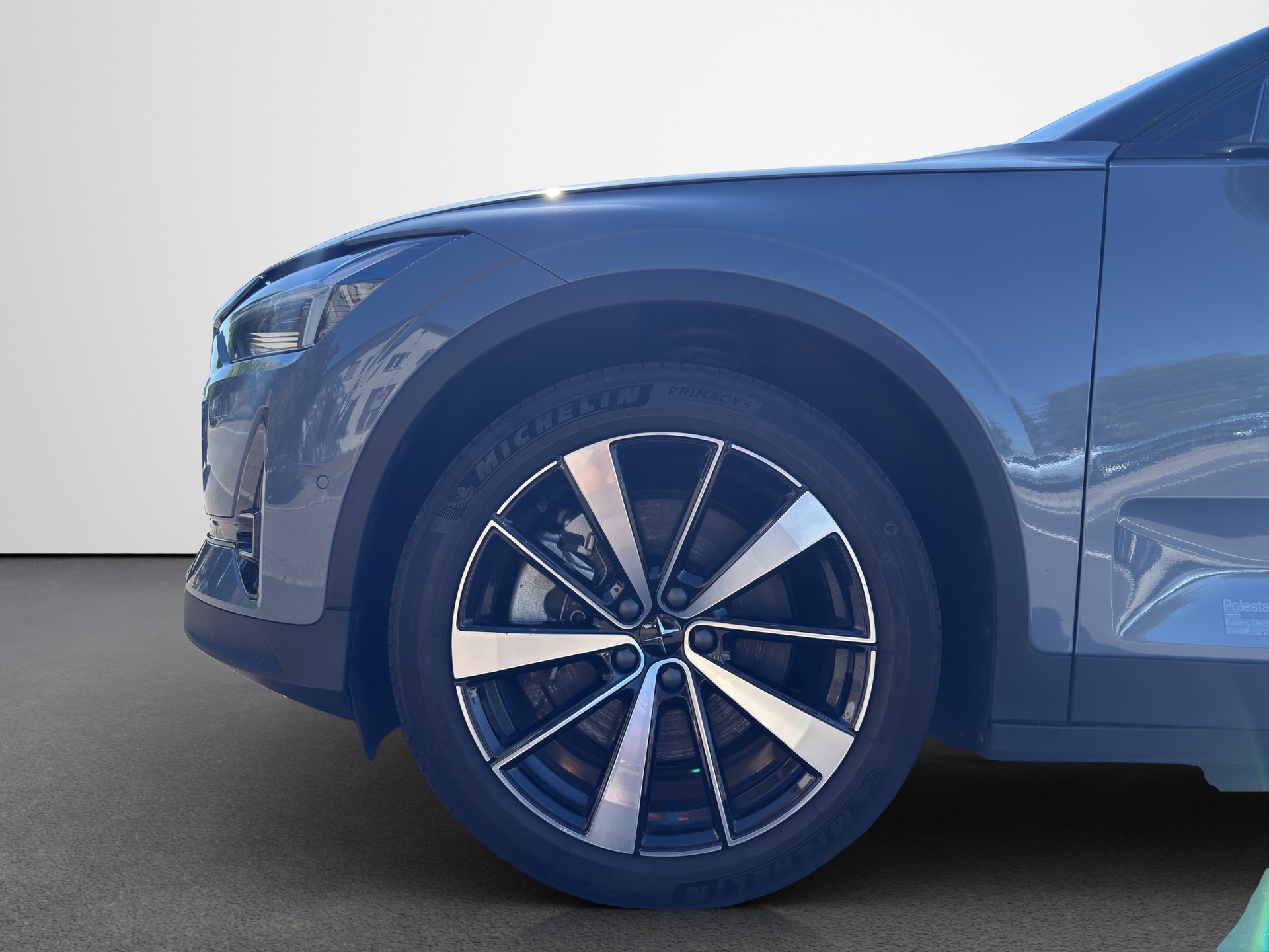 POLESTAR 2 Long Range Dual Motor-image-6