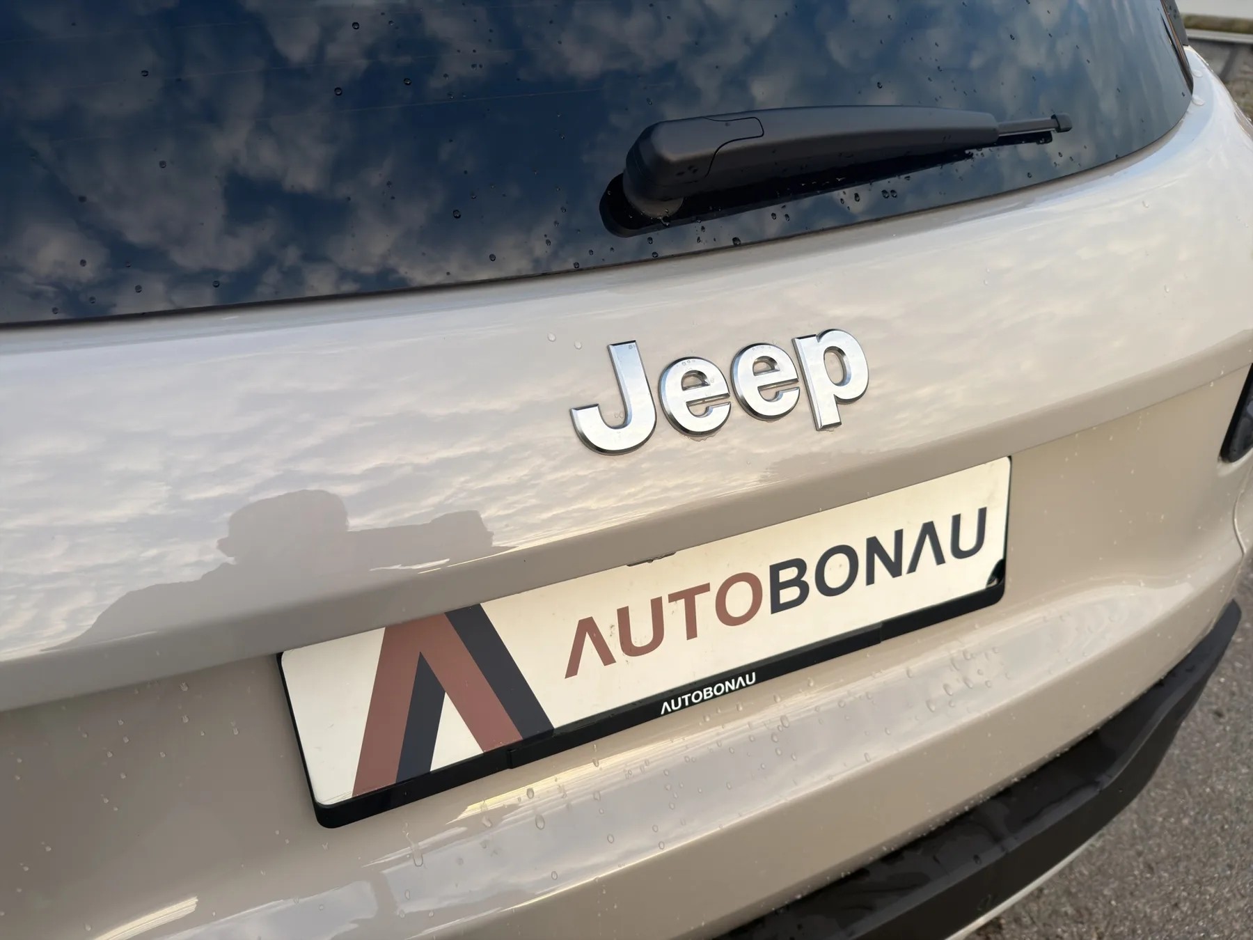 JEEP Avenger Summit-image-22
