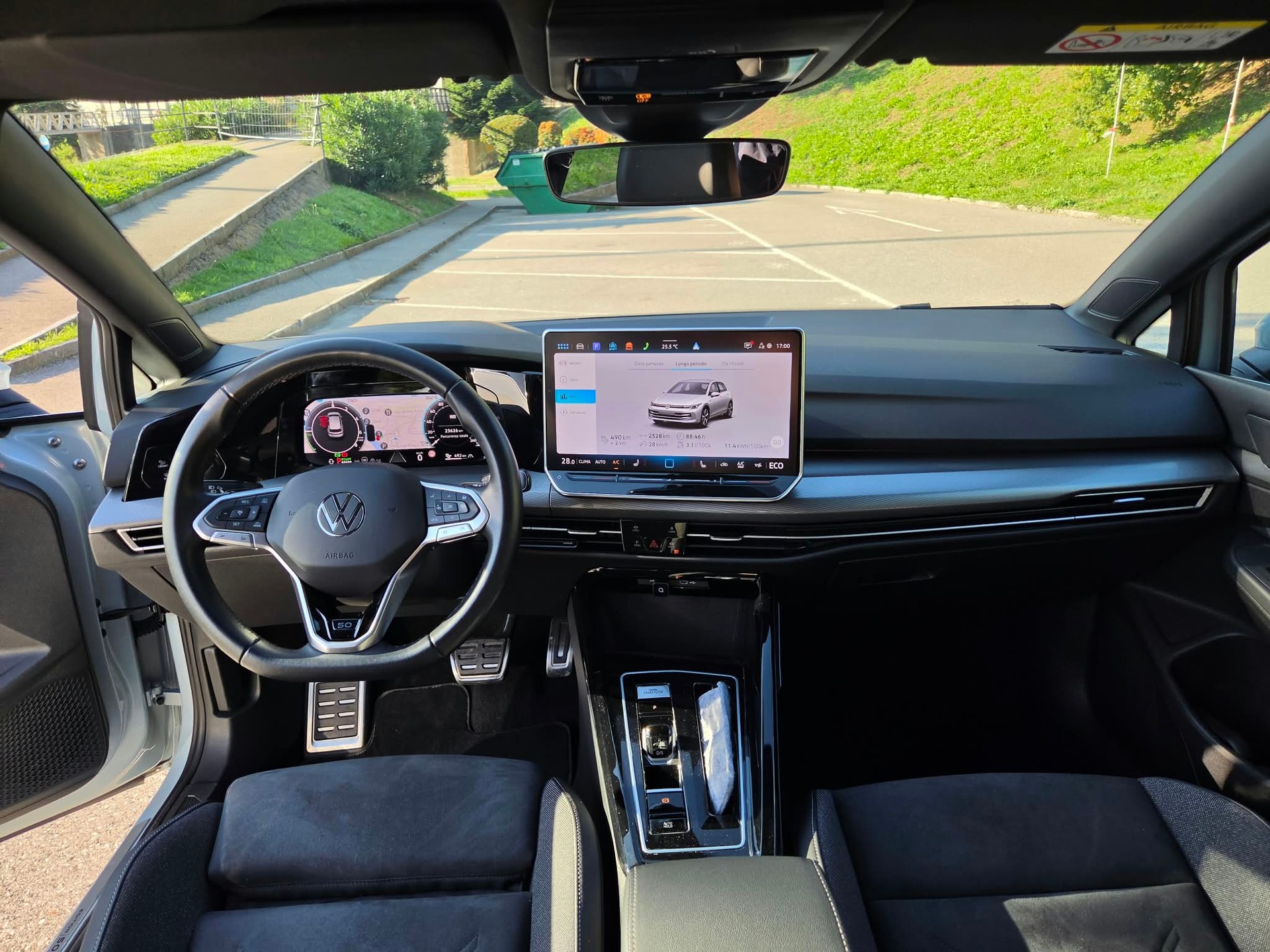 VW Golf 1.5 TSI PHEV Edition 50-image-11