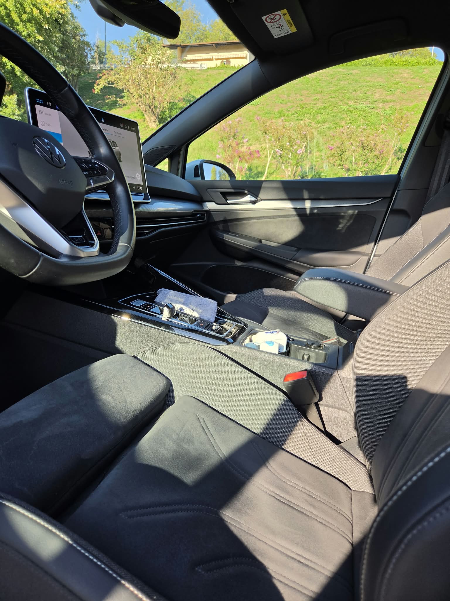 VW Golf 1.5 TSI PHEV Edition 50-image-9