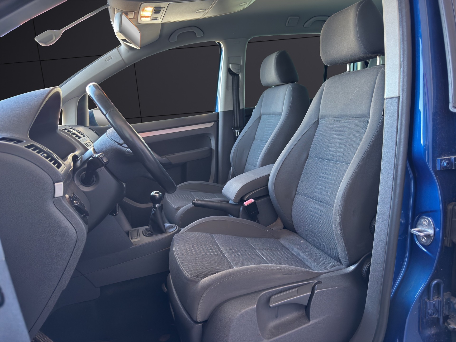 VW Touran 1.4 TSI Trendline-image-9