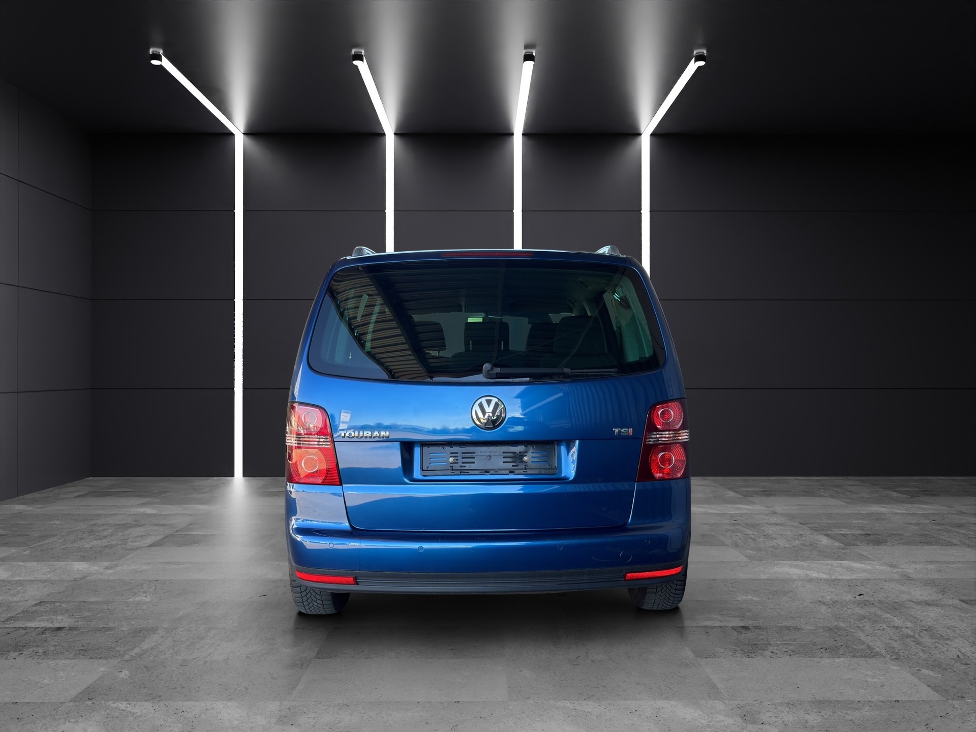 VW Touran 1.4 TSI Trendline-image-4