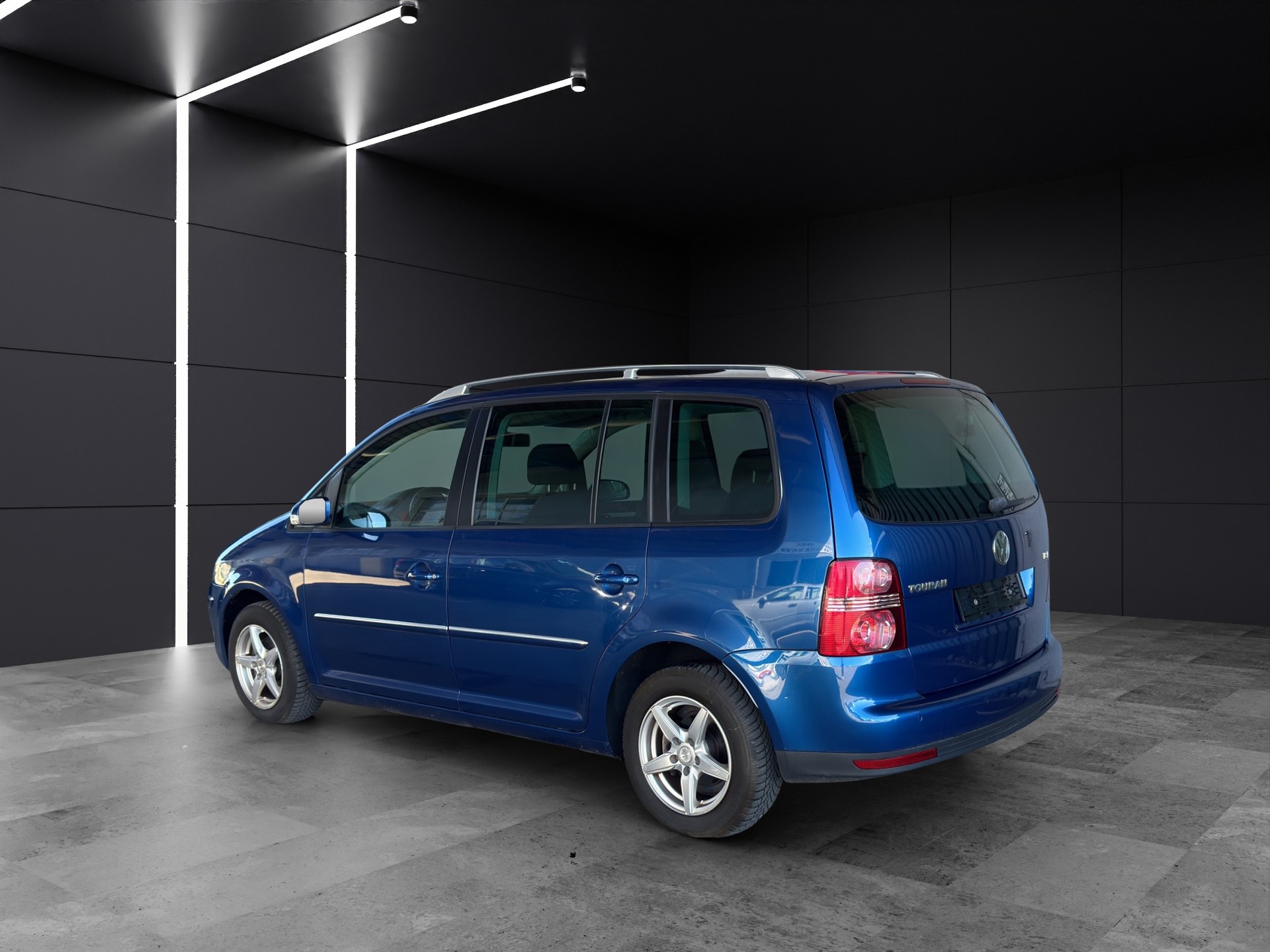 VW Touran 1.4 TSI Trendline-image-3