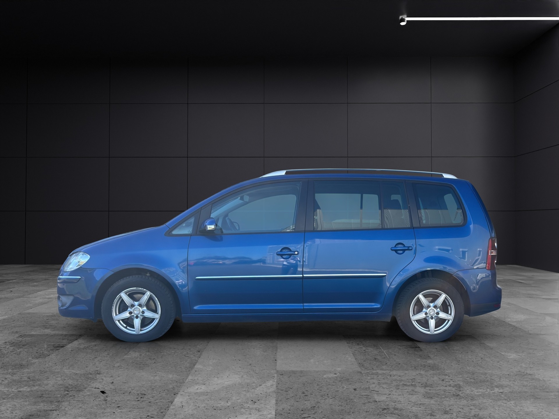 VW Touran 1.4 TSI Trendline-image-2