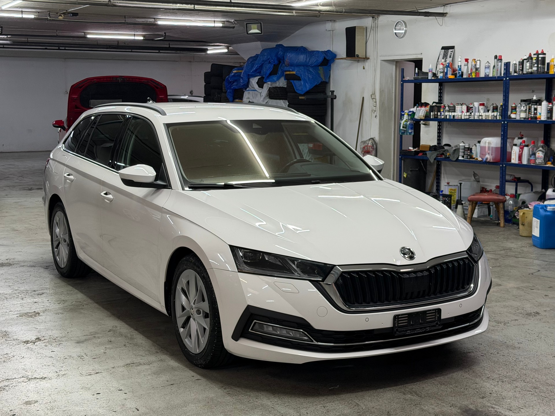 SKODA Octavia Combi 2.0 TDI DSG Style-image-1
