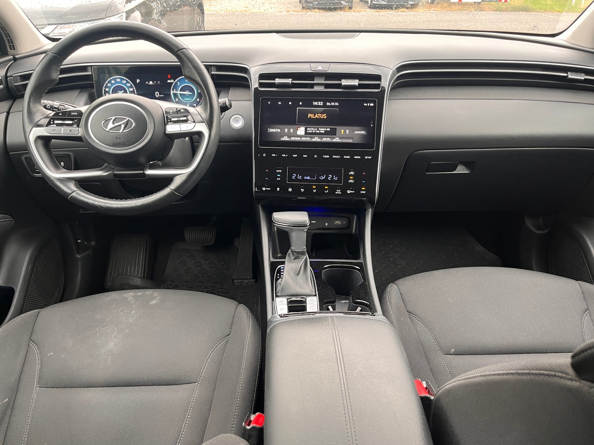HYUNDAI 1.6 CRDi Amplia 4WD-image-3