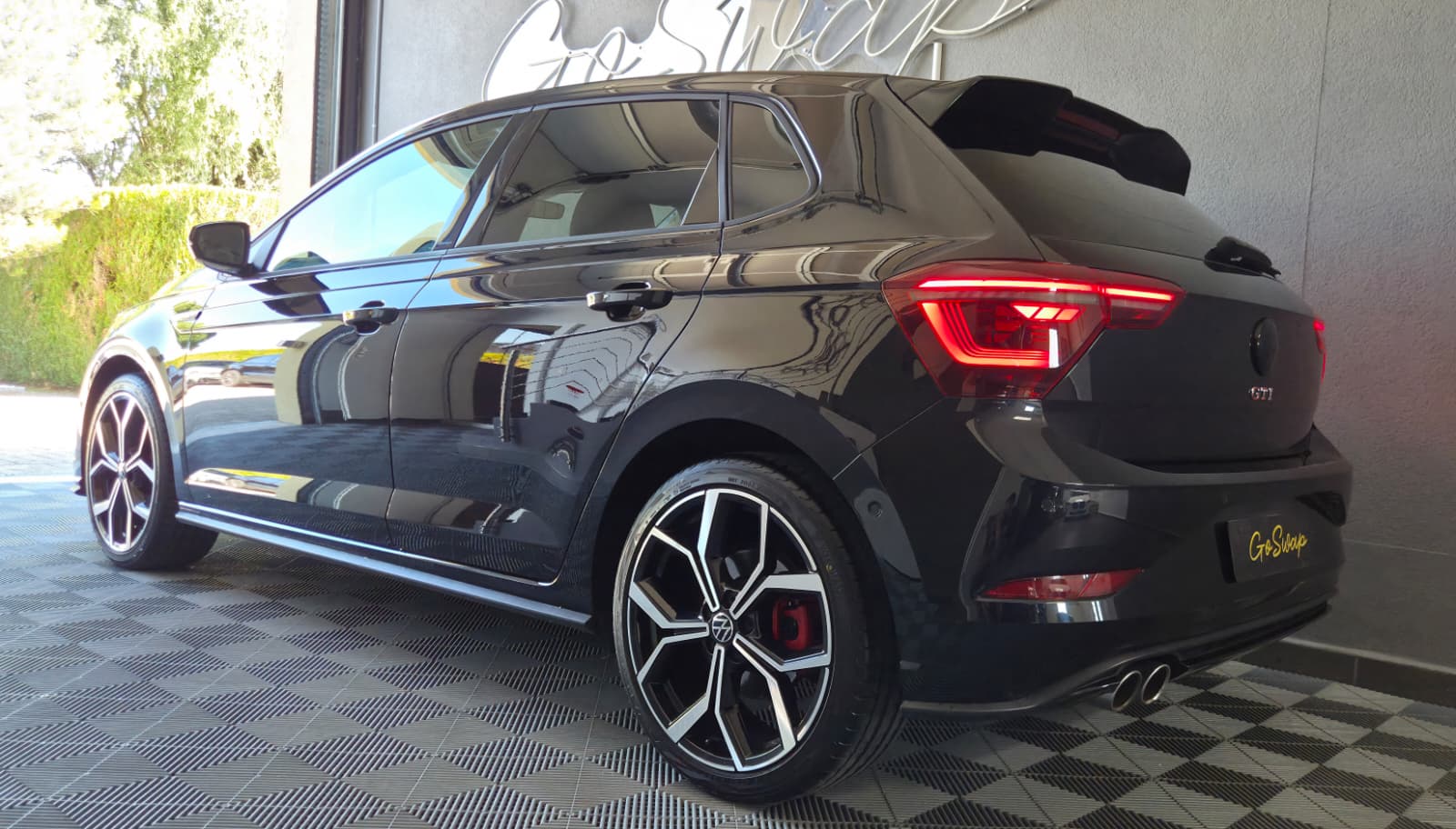 VW Polo 2.0 TSI GTI DSG-image-3