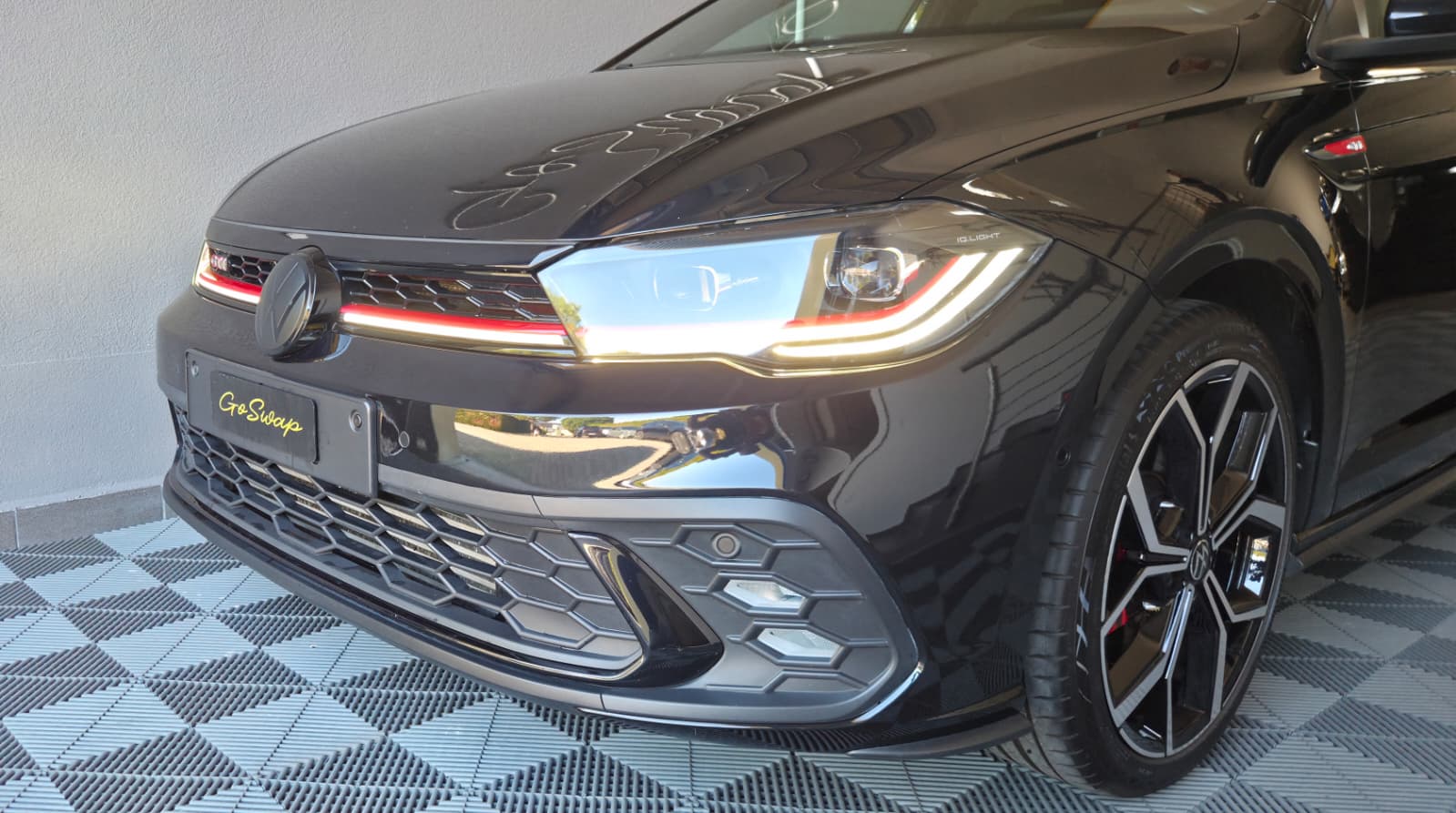 VW Polo 2.0 TSI GTI DSG-image-2