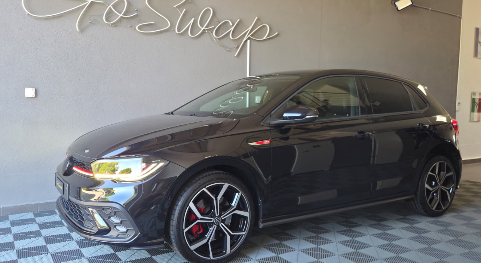 VW Polo 2.0 TSI GTI DSG-image-1