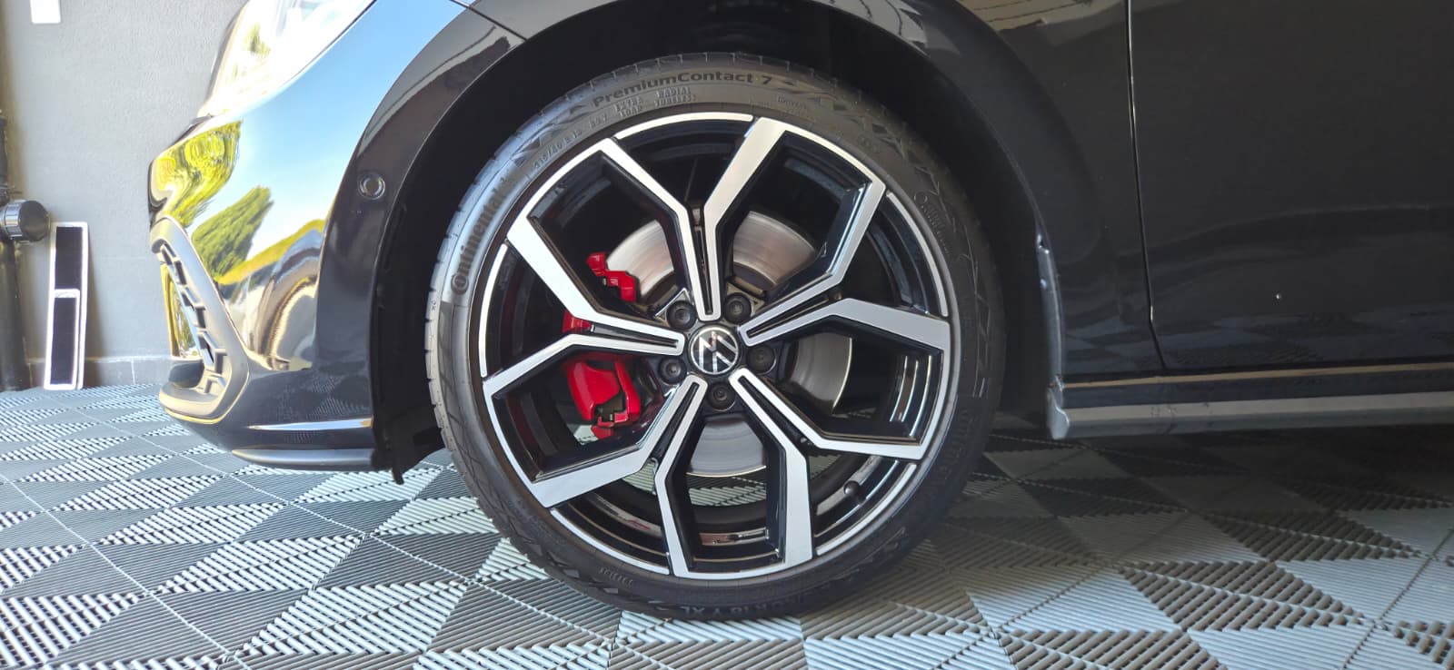 VW Polo 2.0 TSI GTI DSG-image-30
