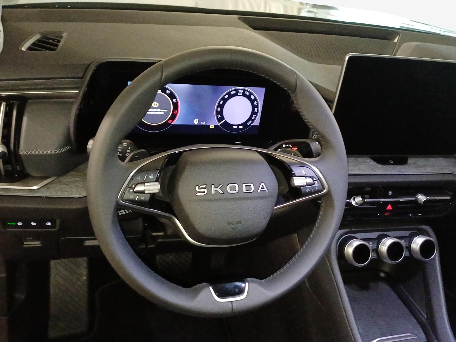 SKODA Kodiaq 2.0 TSI Selection 4x4-image-9