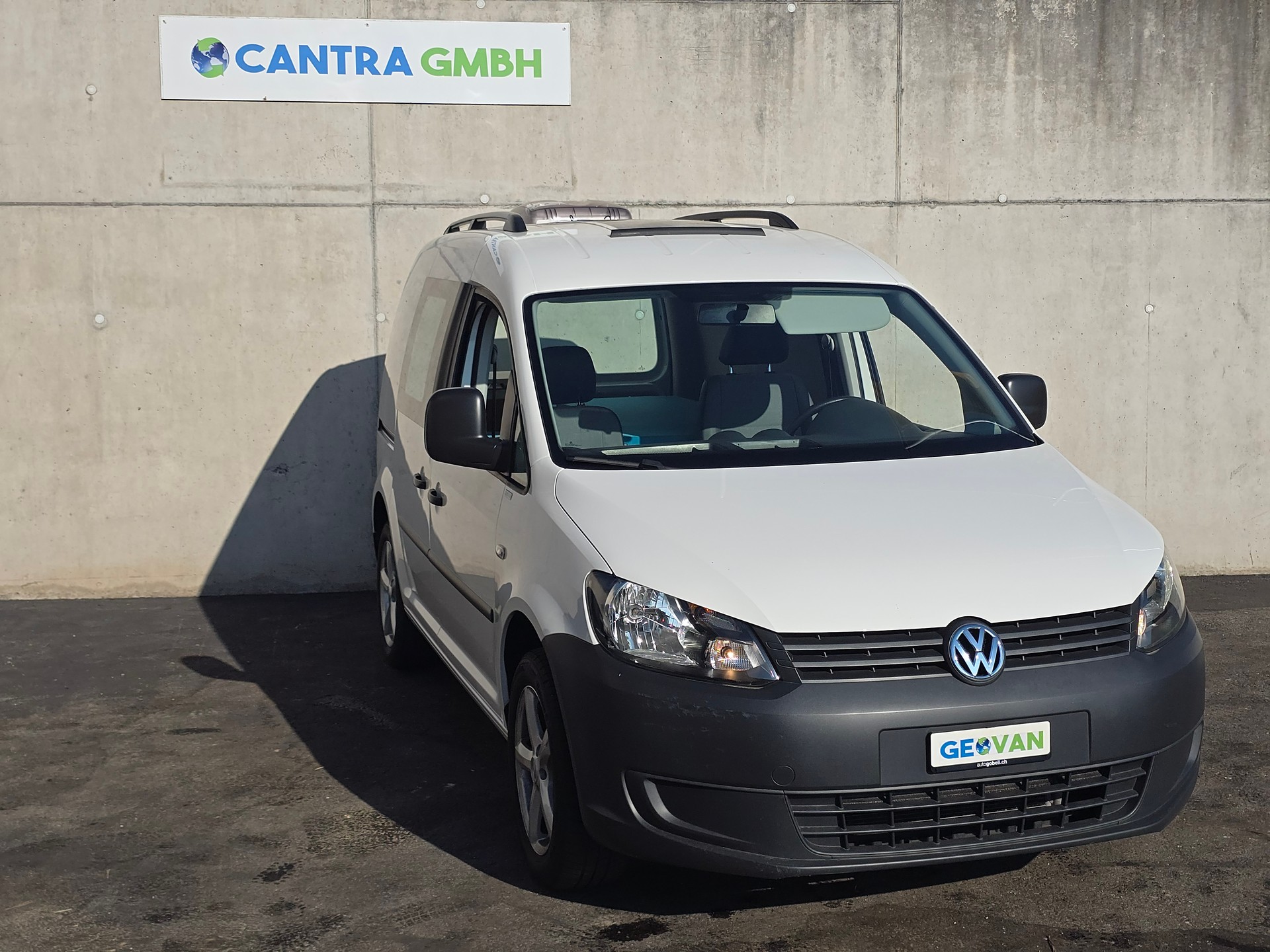 VW GEOVAN M - 1.6BMT 102PS - Klima - PDC - BC - Tempomat - Navi - Standheizung-image-0