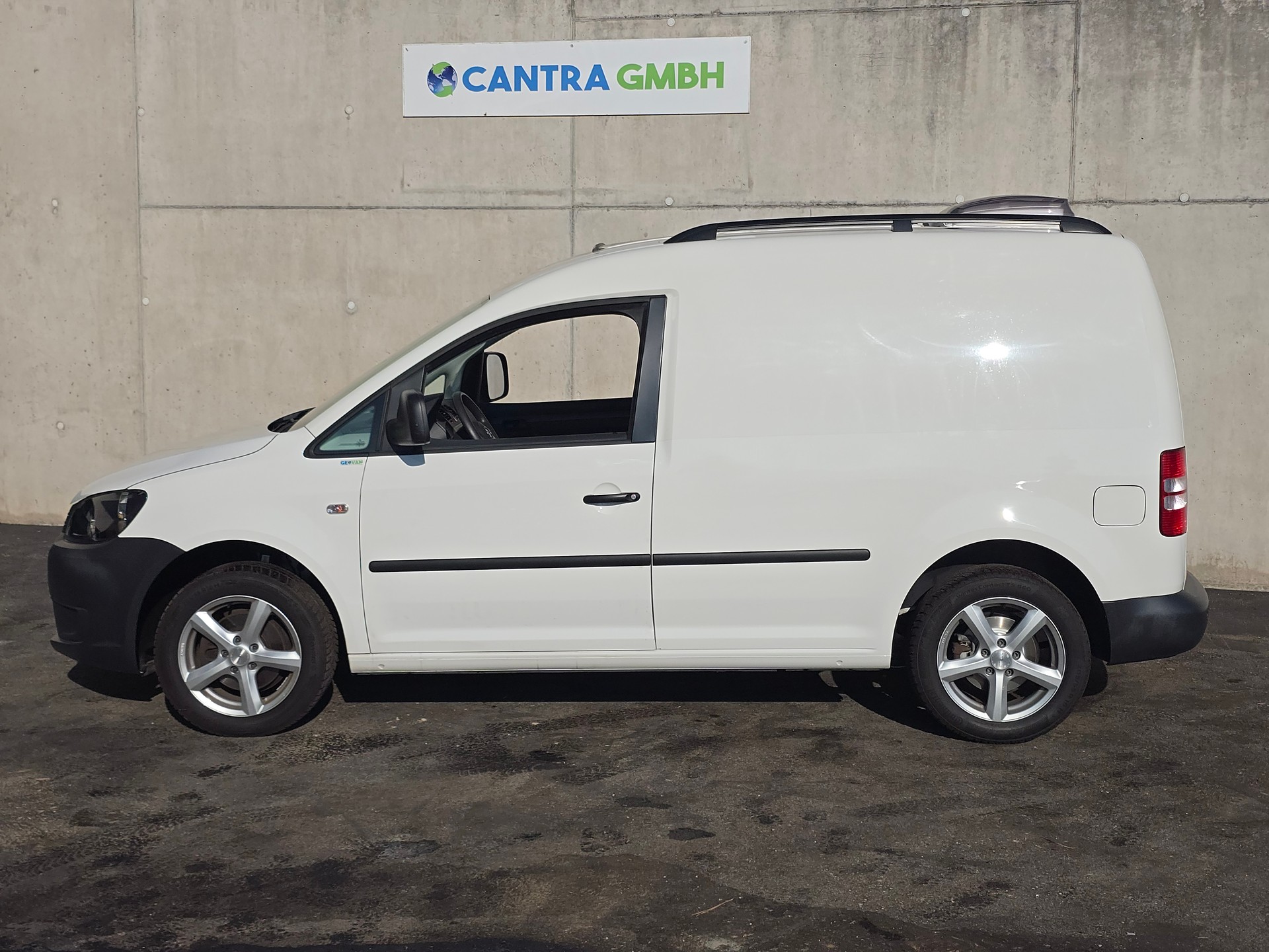 VW GEOVAN M - 1.6BMT 102PS - Klima - PDC - BC - Tempomat - Navi - Standheizung-image-2