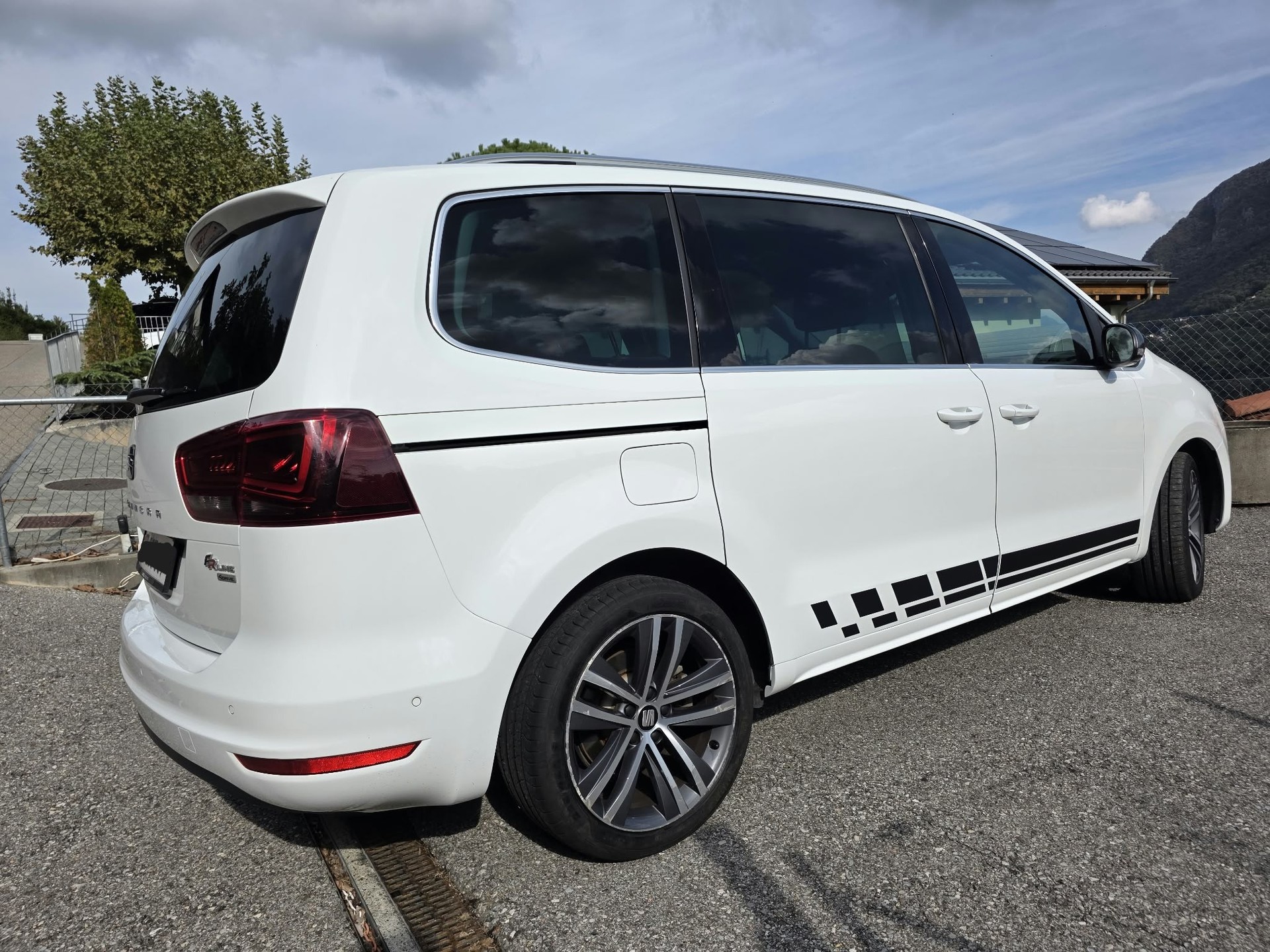 SEAT 2.0 TDI FR Line, 4x4, DSG, 7 posti, multiaccessoriata, collaudata-image-1