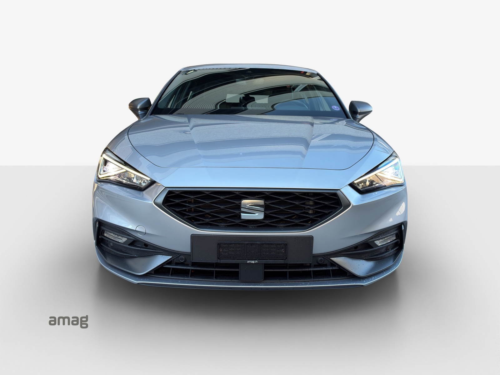SEAT Leon 1.5 eTSI mHEV DSG FR-image-6