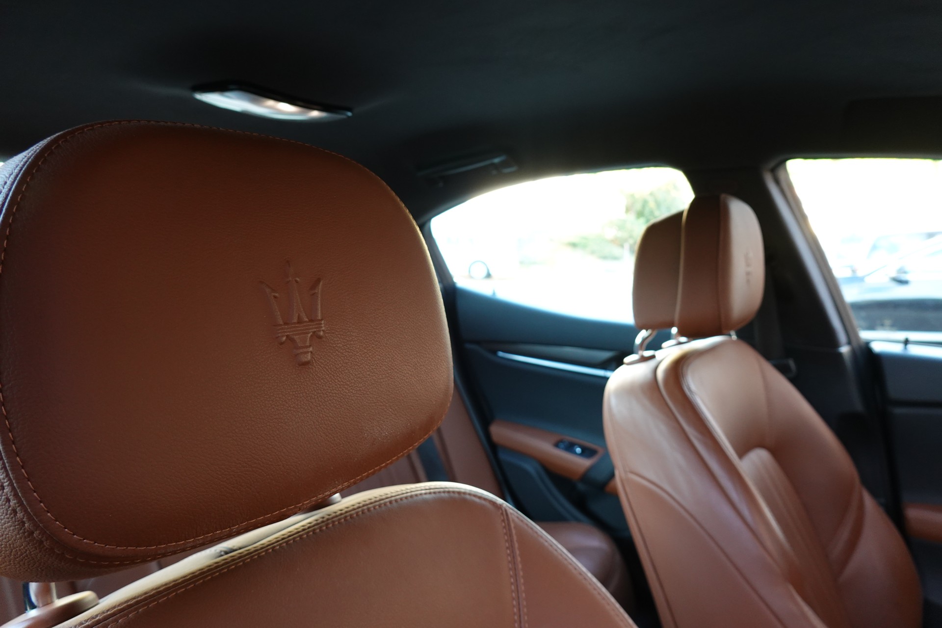 MASERATI Ghibli 3.0 V6 "* CH Auto * Tempomat * Camera recul * Sièges Electriques/mémoire * GPS * Phares LED * 8 Roues *"-image-20