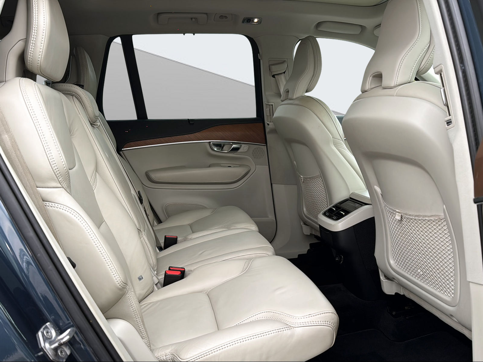 VOLVO XC90 2.0 D5 Inscription 7P. AWD-image-10