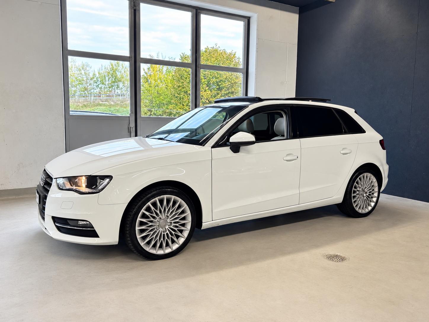 AUDI A3 Sportback 2.0 TDI Ambition S-tronic-image-12