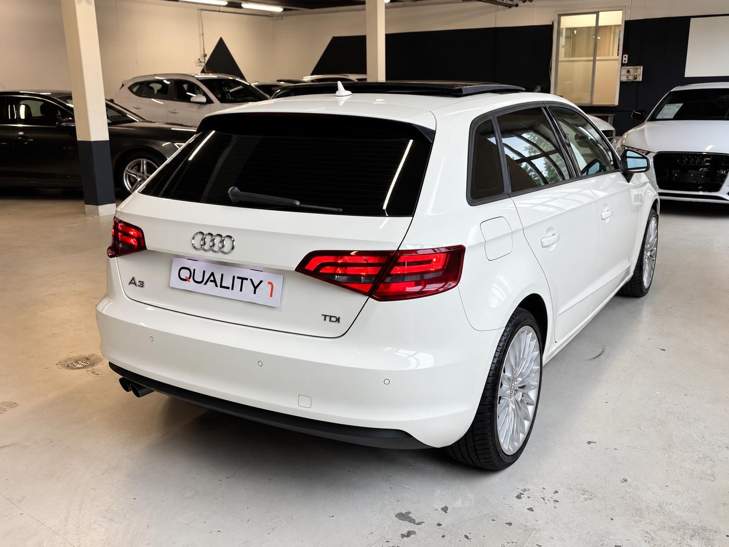 AUDI A3 Sportback 2.0 TDI Ambition S-tronic-image-10
