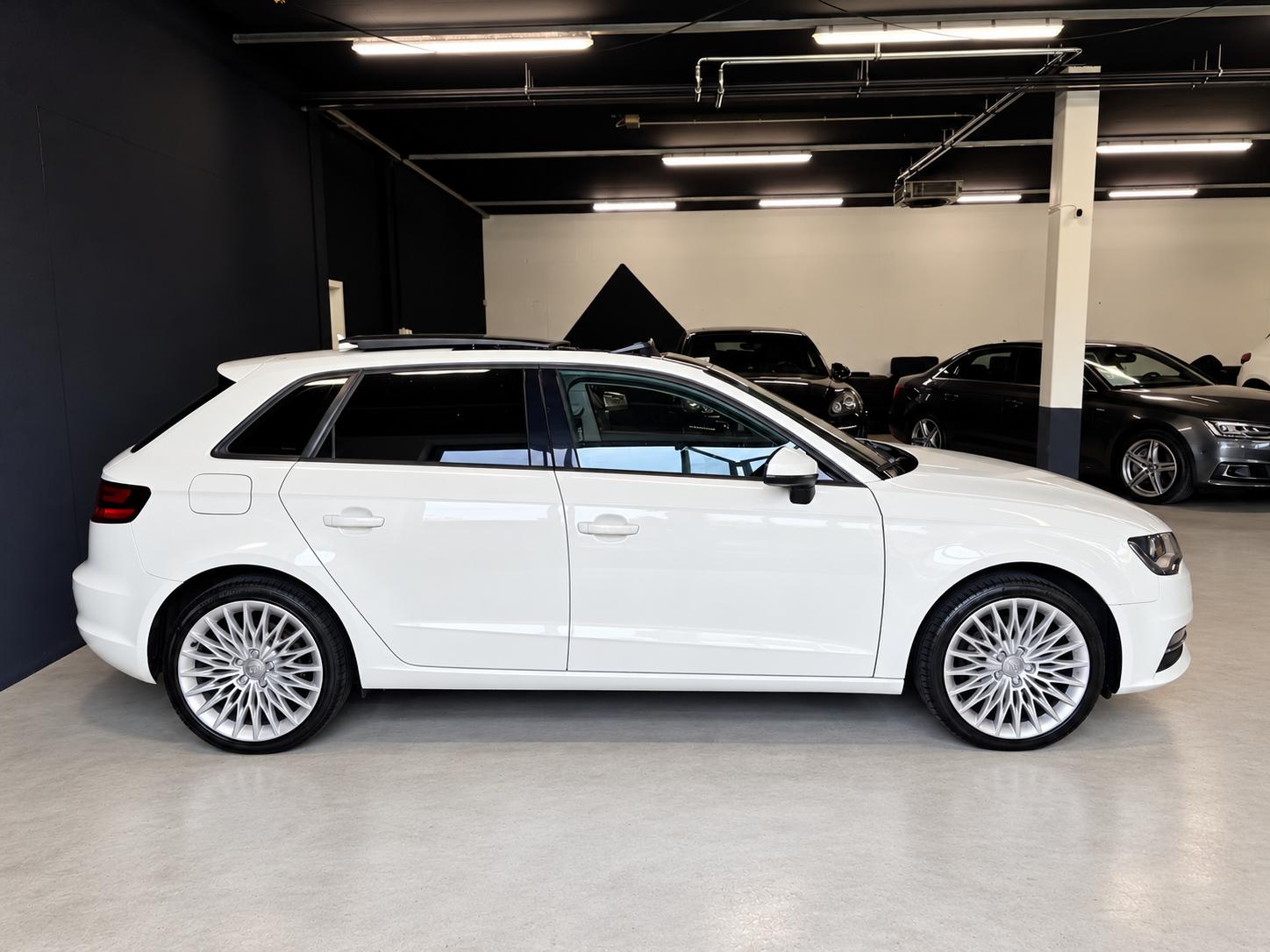 AUDI A3 Sportback 2.0 TDI Ambition S-tronic-image-7