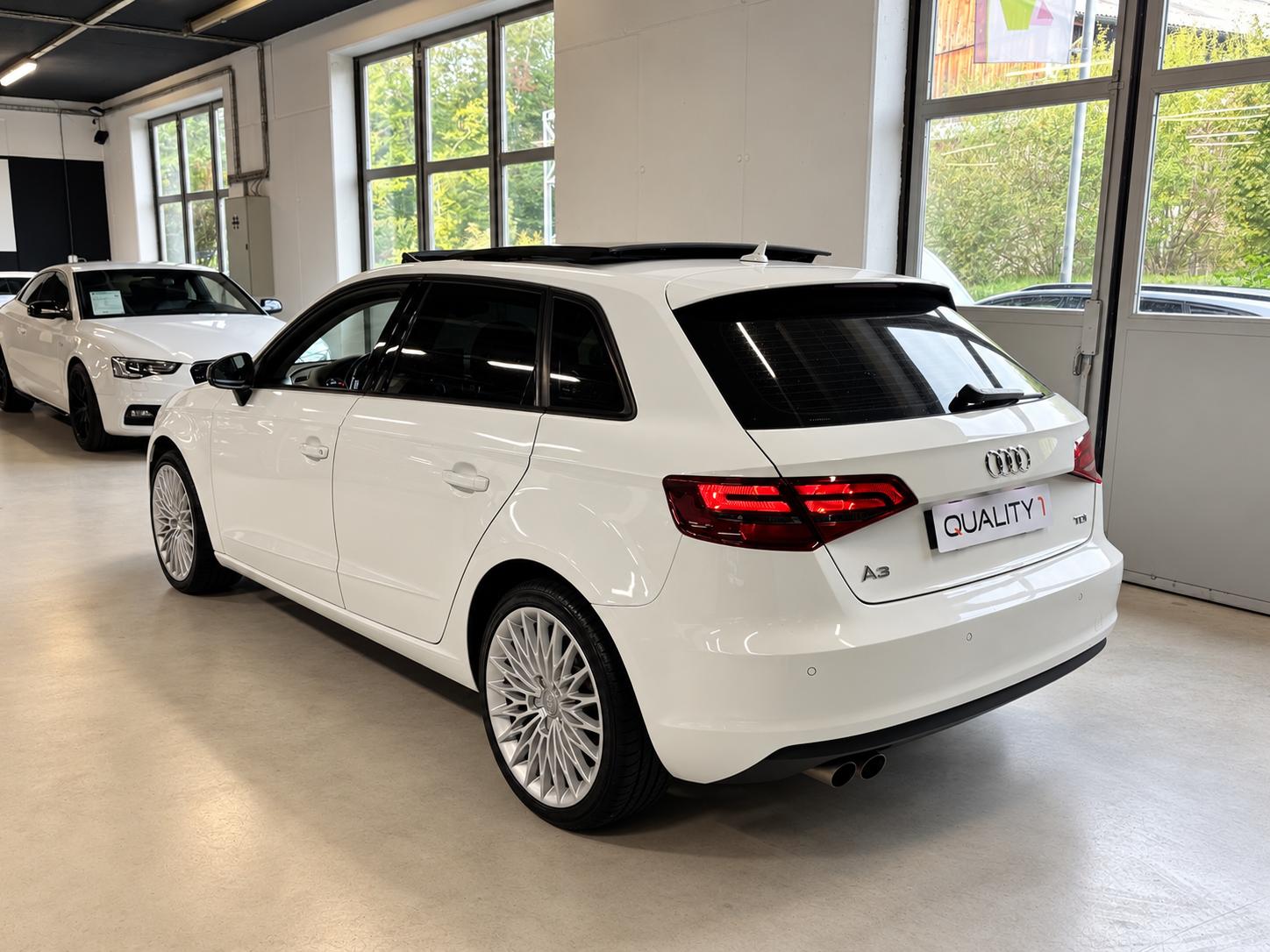 AUDI A3 Sportback 2.0 TDI Ambition S-tronic-image-9