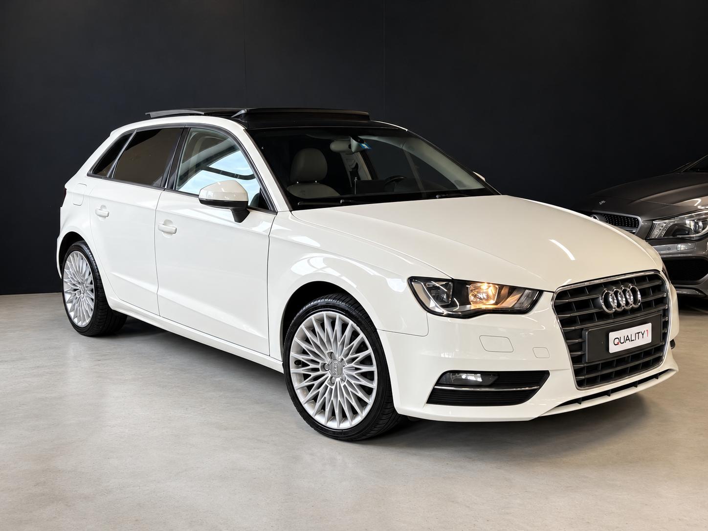 AUDI A3 Sportback 2.0 TDI Ambition S-tronic-image-5
