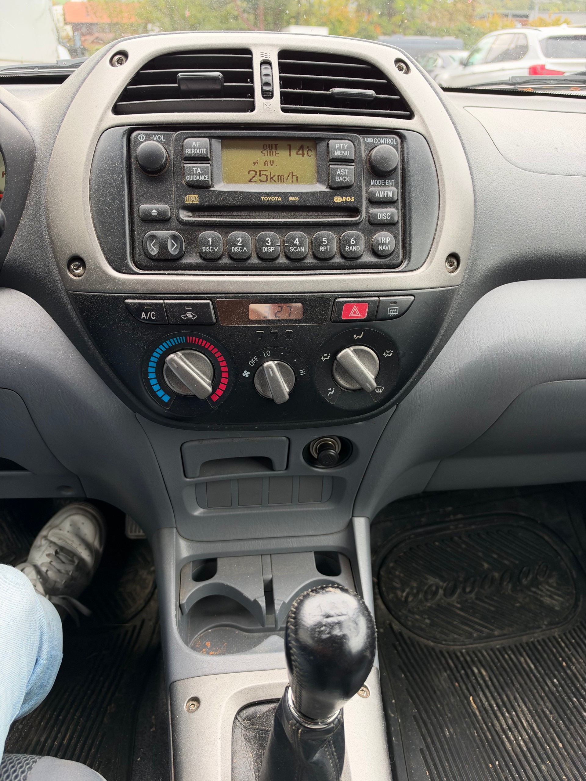 TOYOTA RAV-4 2.0 16V Linea Sol-image-9