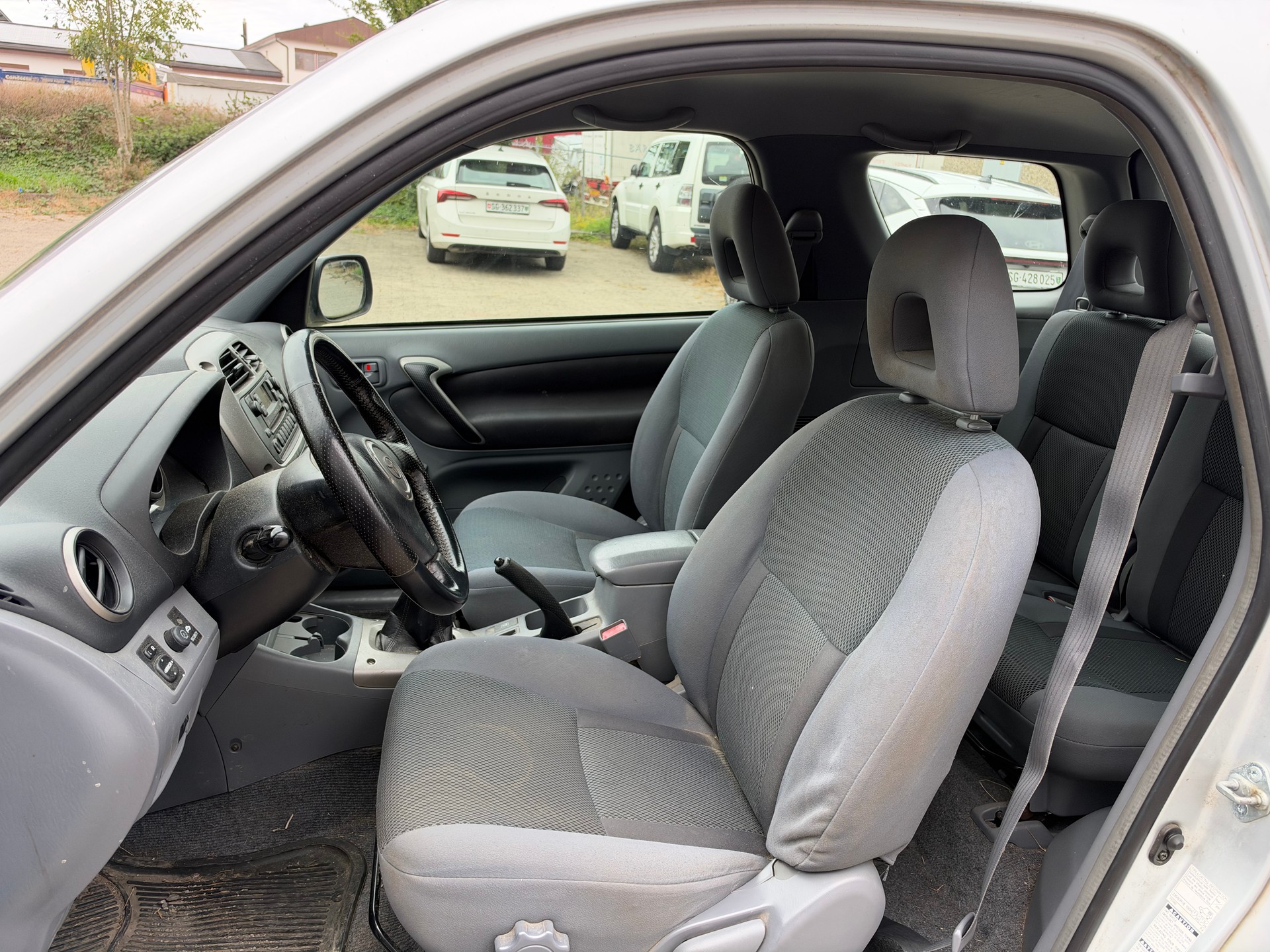 TOYOTA RAV-4 2.0 16V Linea Sol-image-5