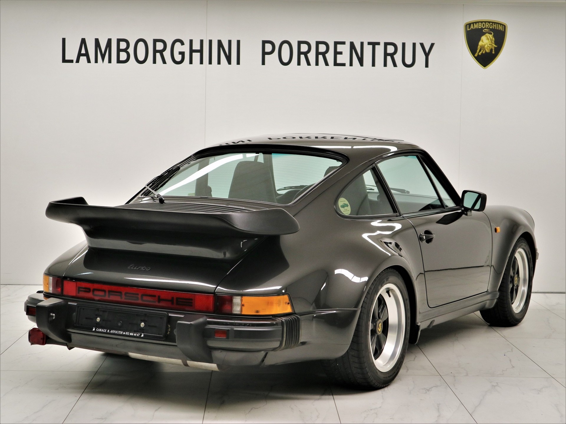 PORSCHE 911 Turbo-image-2