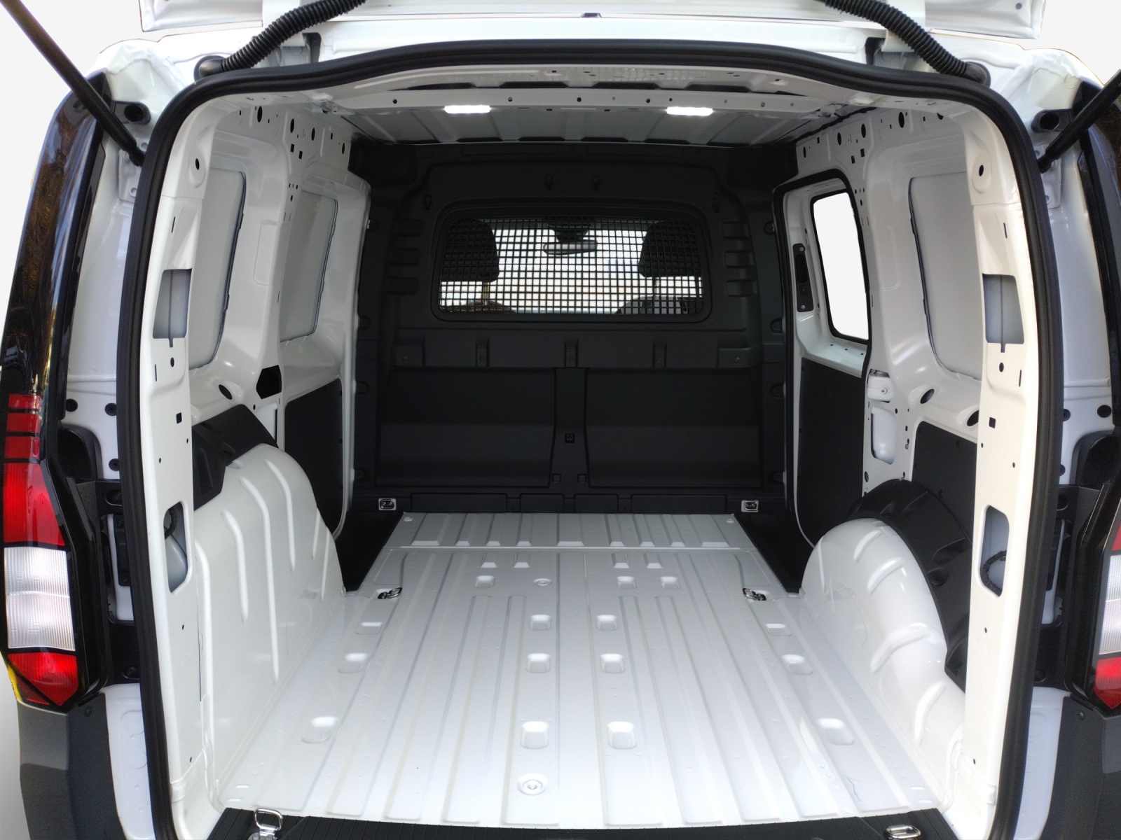 VW Caddy Cargo 2.0TDI Entry-image-11