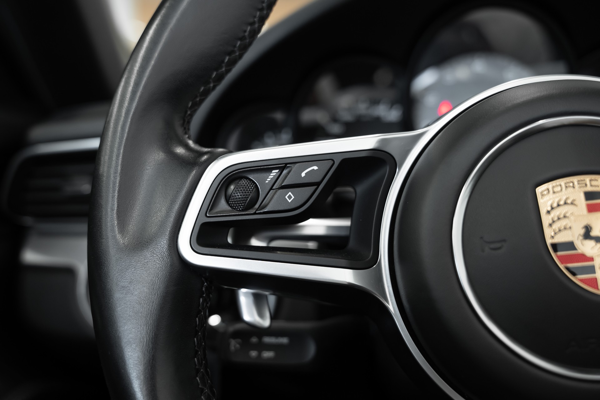PORSCHE 911 Carrera 4S Cabrio PDK-image-20
