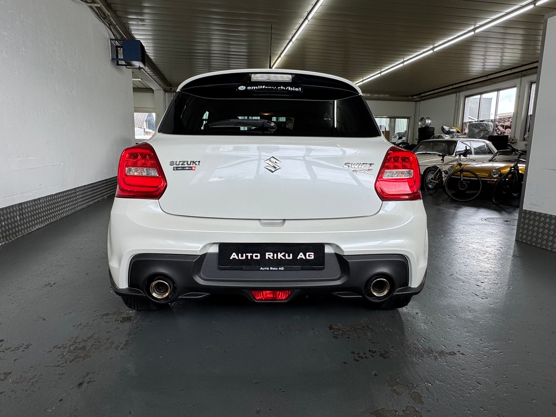 SUZUKI Swift Sport 1.4i 16V Swiss Edition-image-11