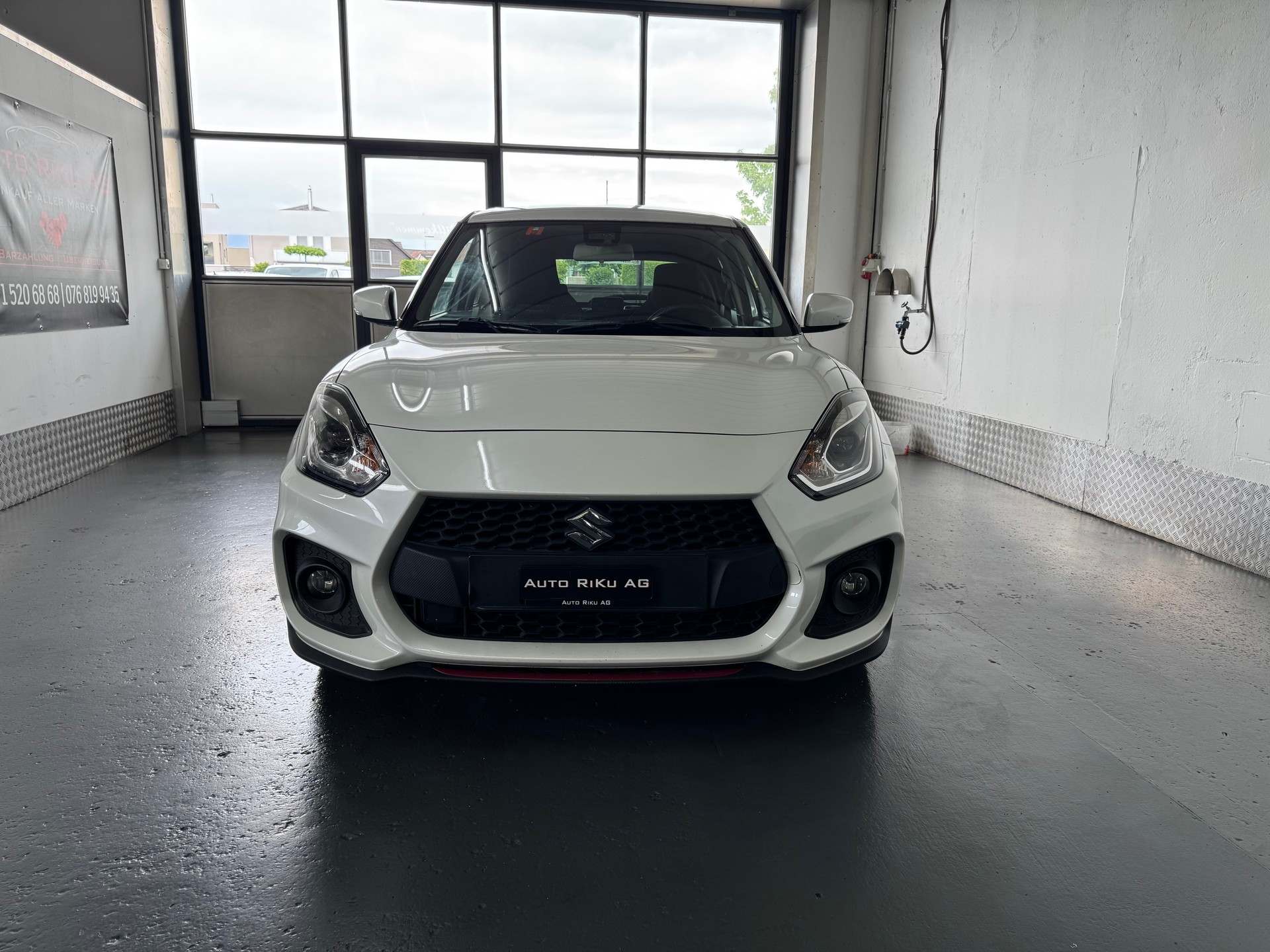 SUZUKI Swift Sport 1.4i 16V Swiss Edition-image-3