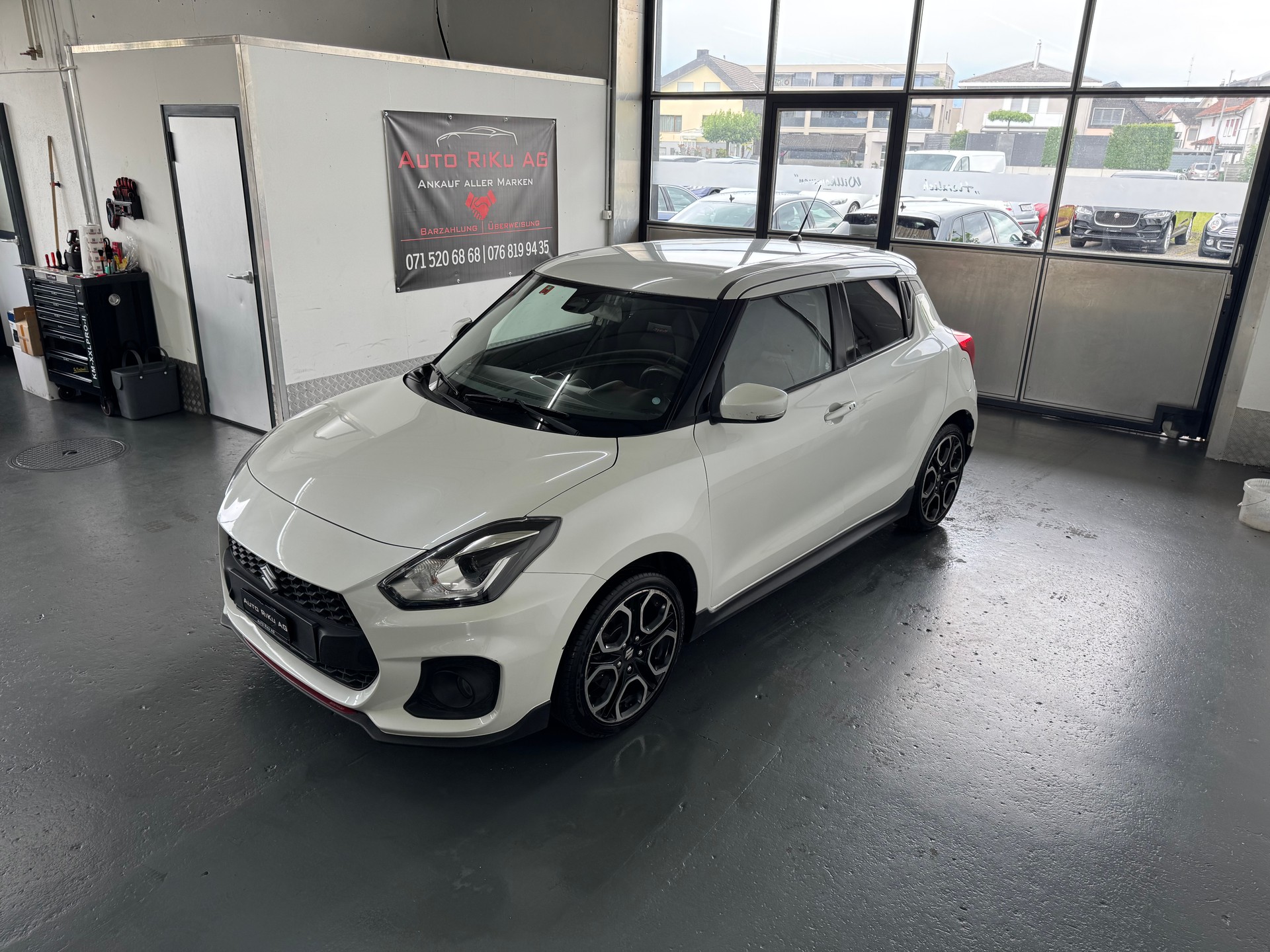 SUZUKI Swift Sport 1.4i 16V Swiss Edition-image-5