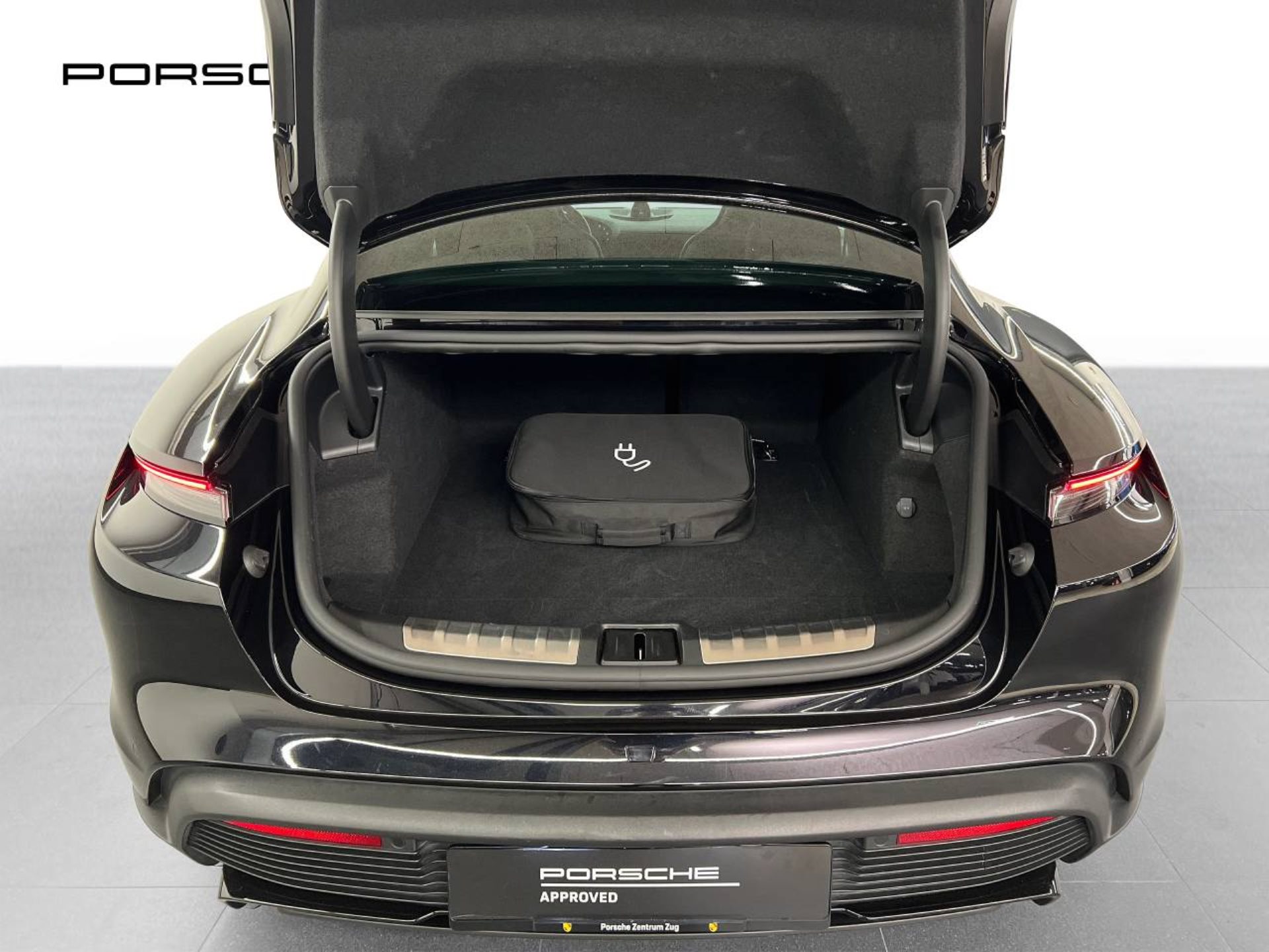 PORSCHE Taycan Turbo-image-14