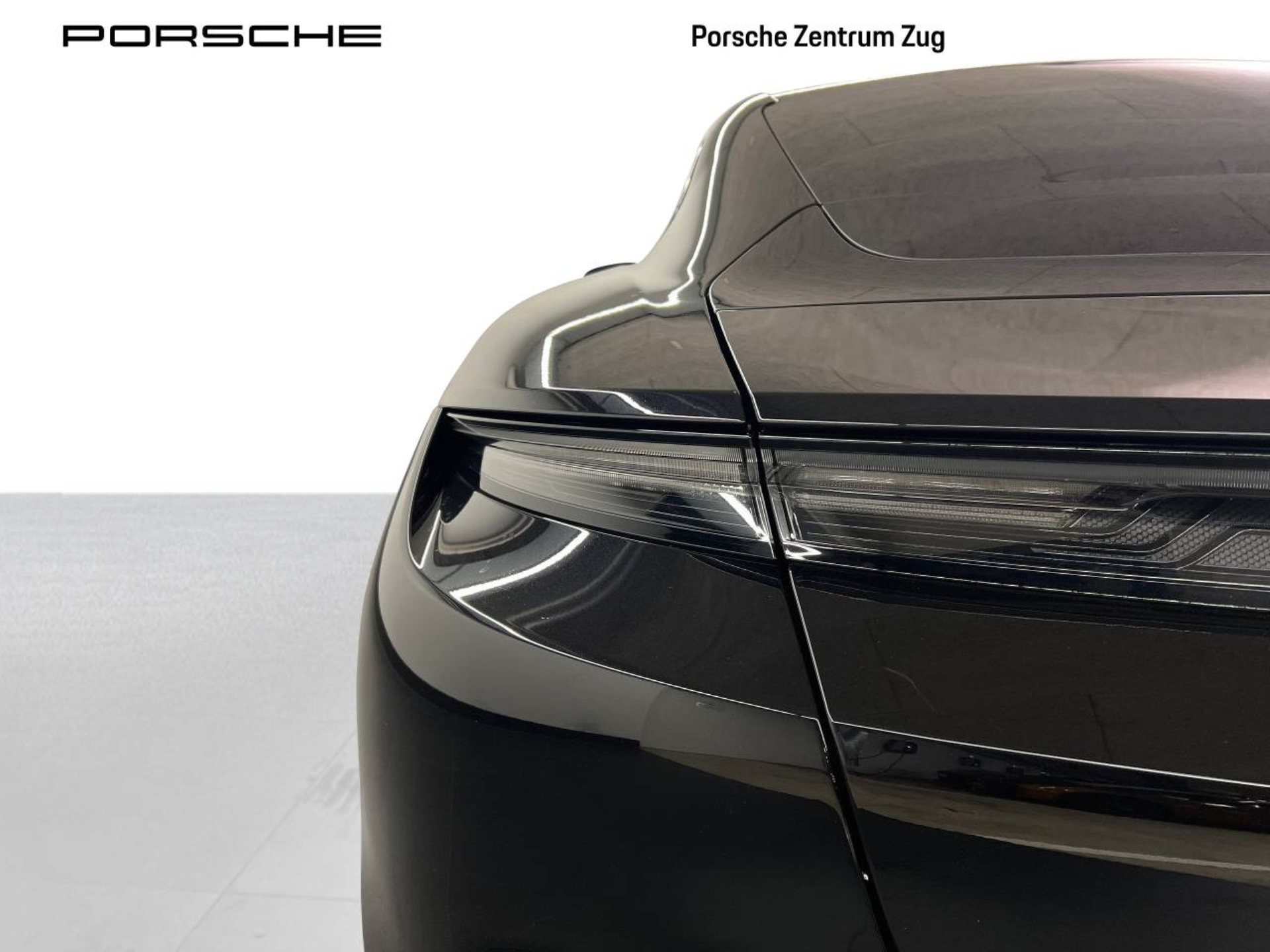 PORSCHE Taycan Turbo-image-12