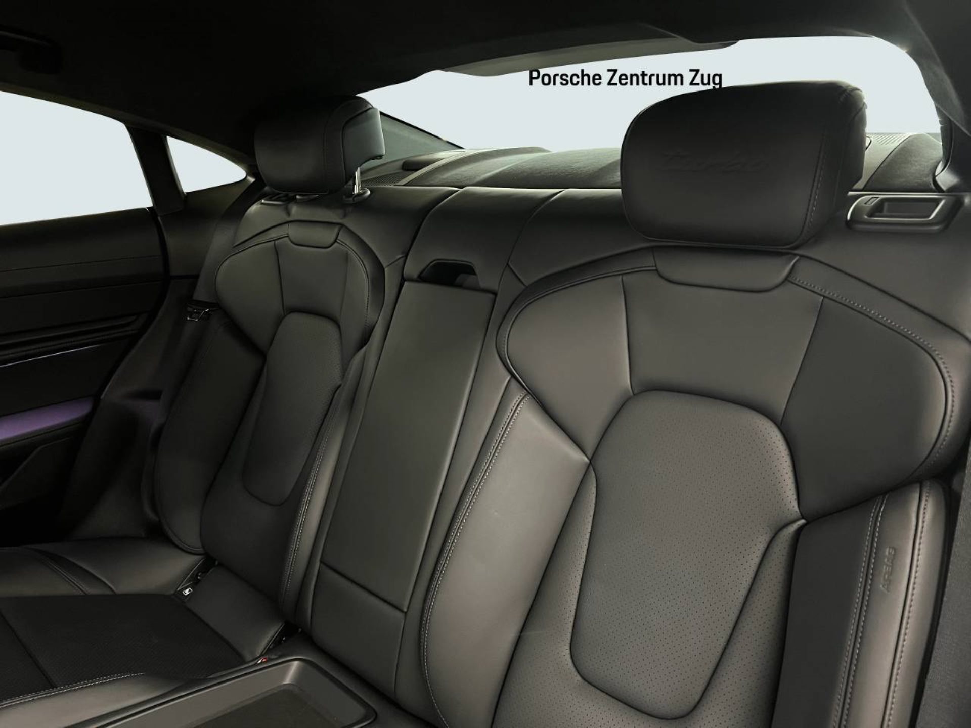 PORSCHE Taycan Turbo-image-23