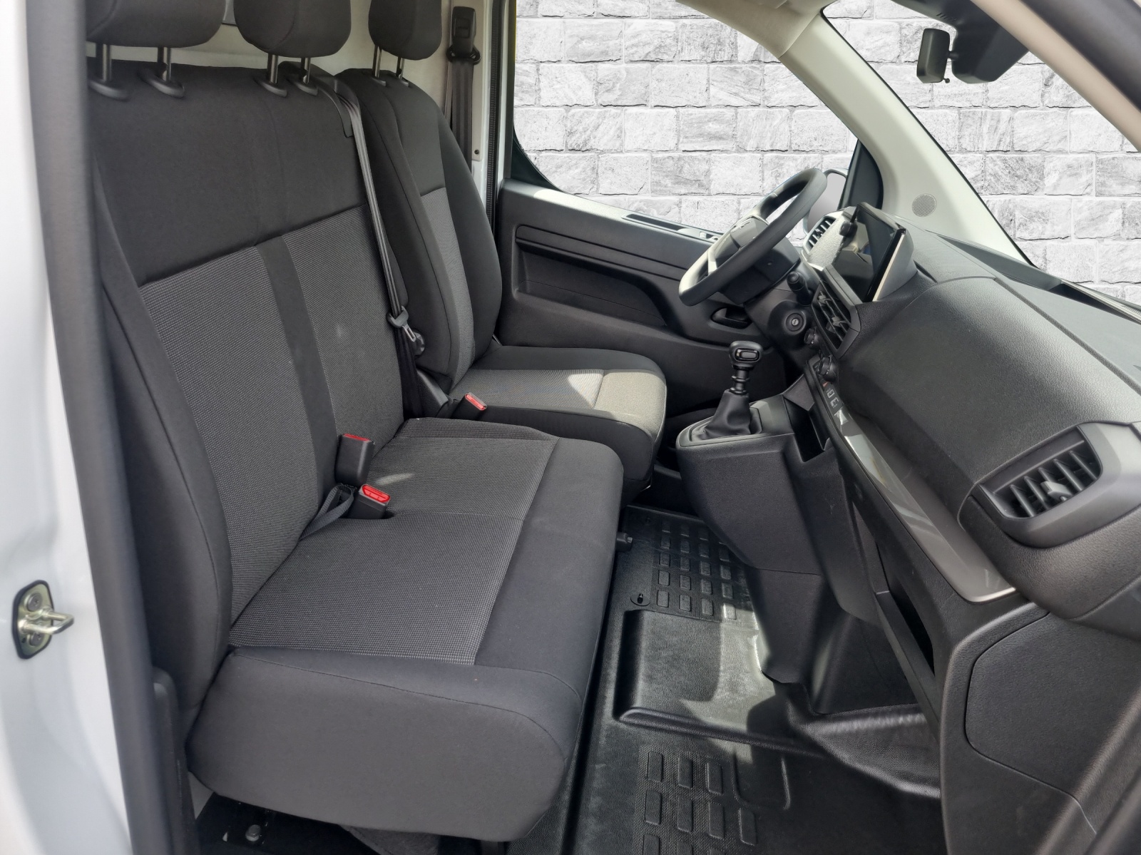 OPEL Vivaro Cargo 2.0 D 144 S/S-image-7