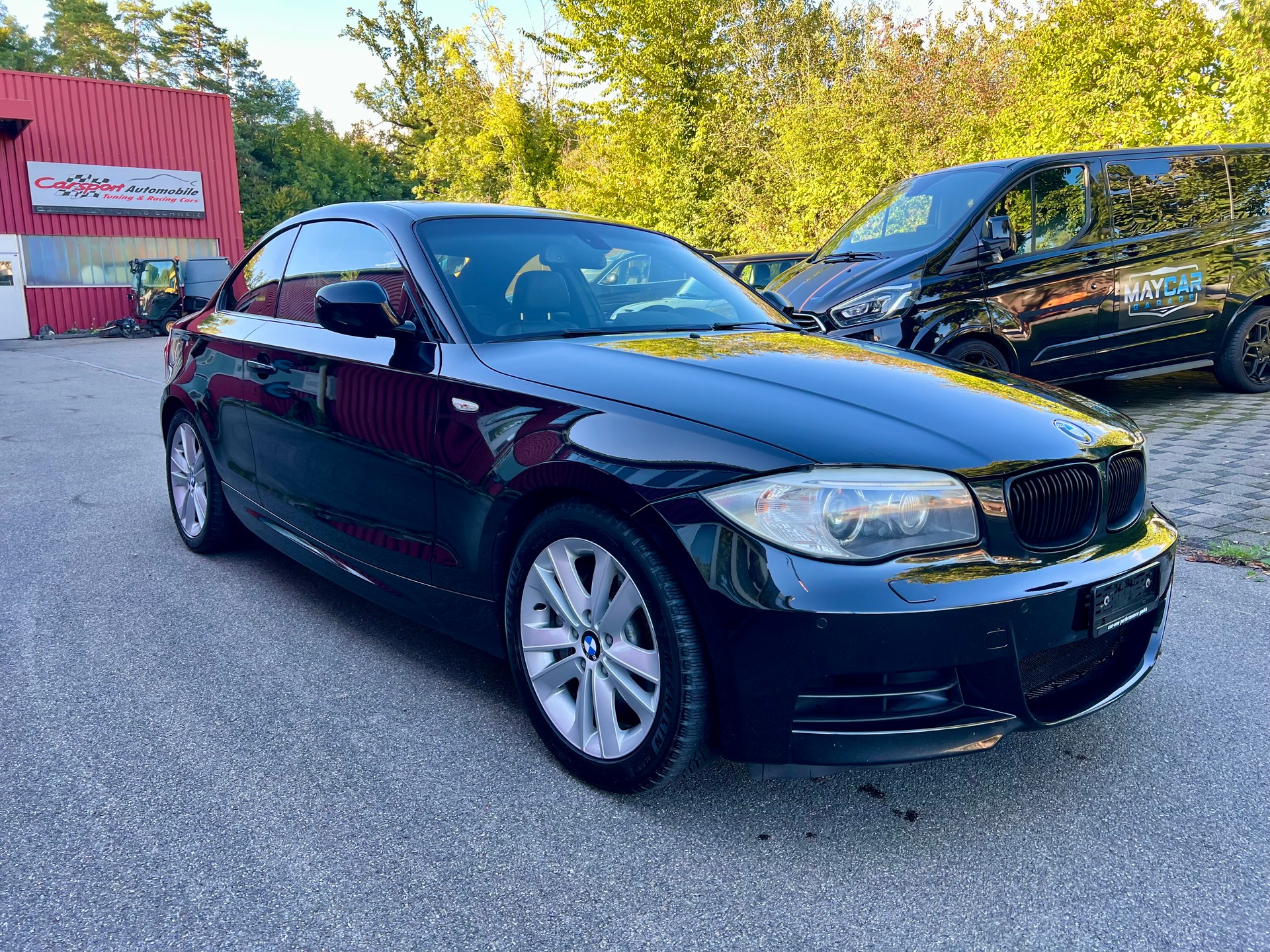 BMW 135i Coupé DSG-image-0