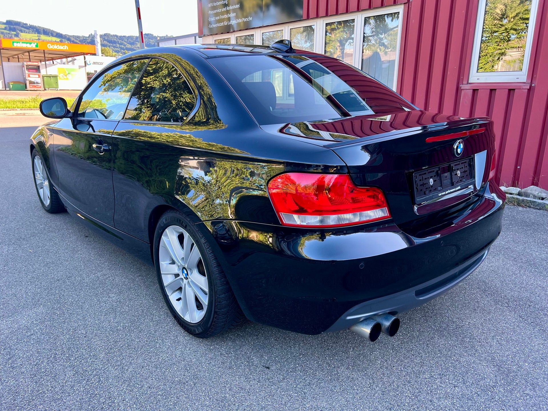 BMW 135i Coupé DSG-image-3