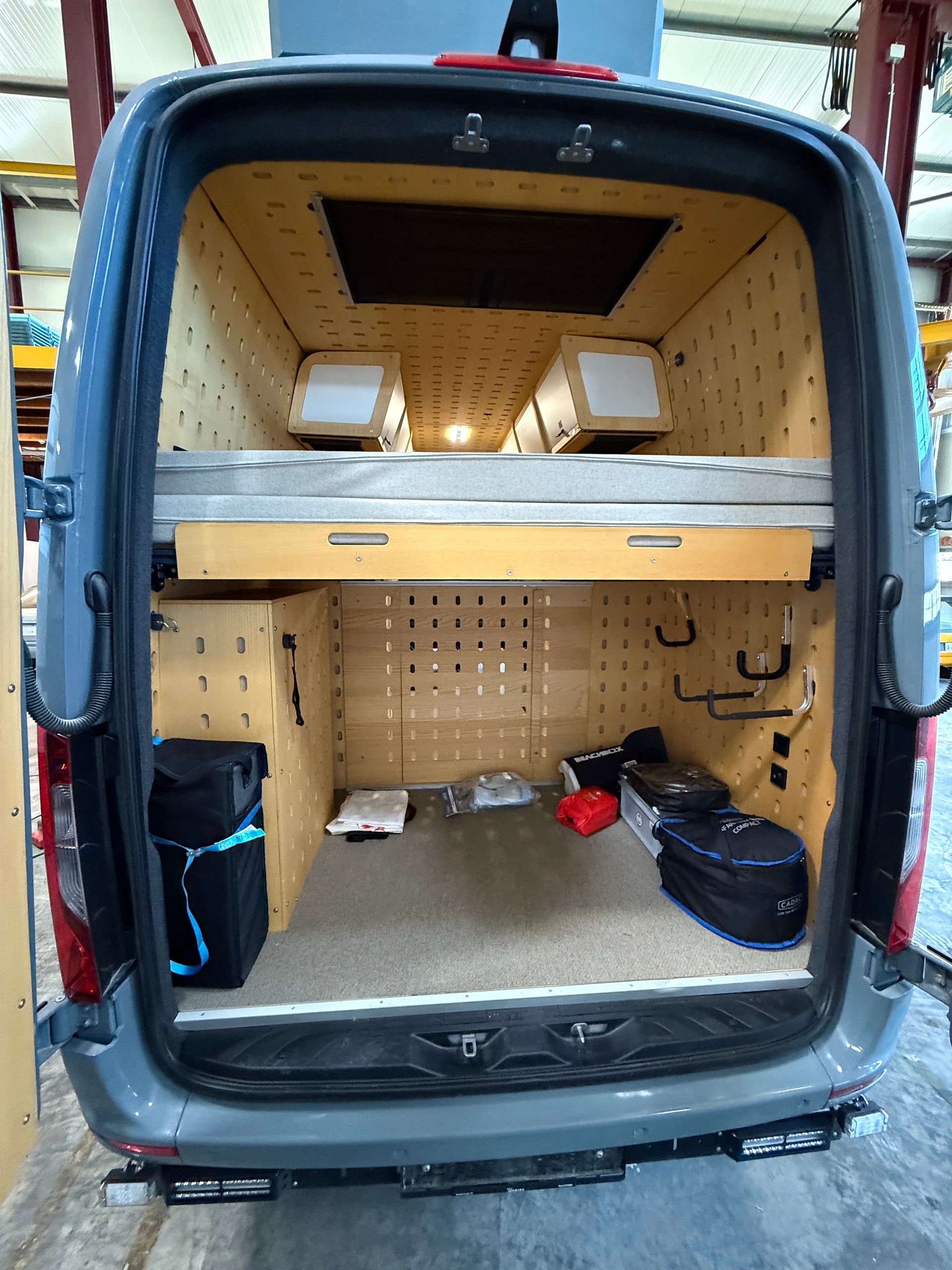 MERCEDES-BENZ Camper-image-1
