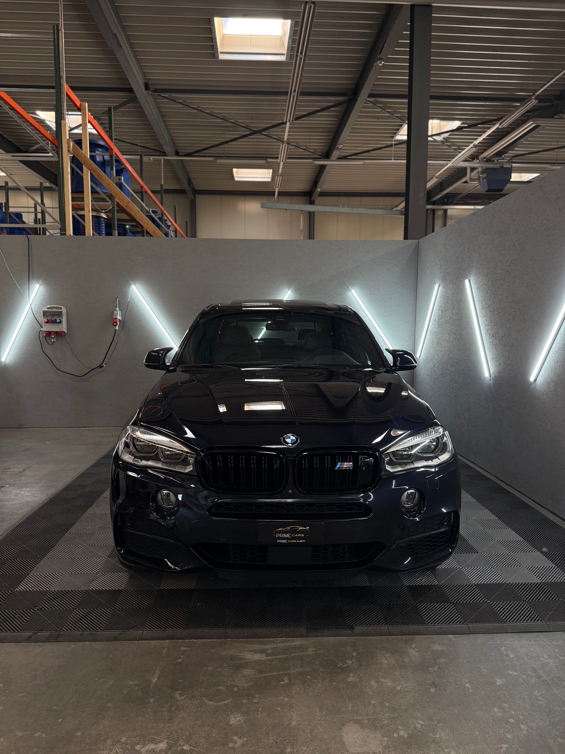 BMW X5 xDrive M50d Steptronic-showroom-element-1