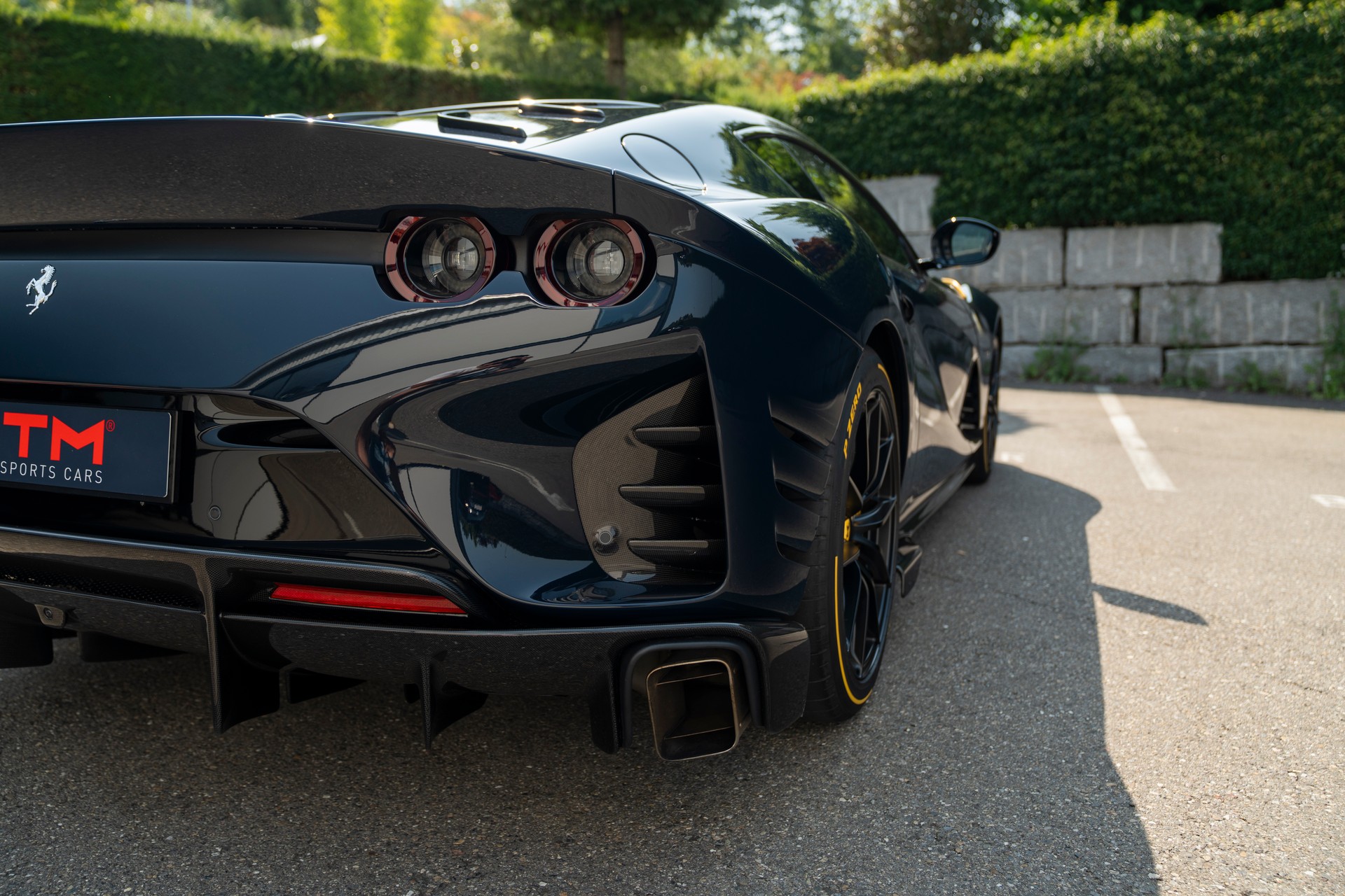 FERRARI 812 Competizione-image-13