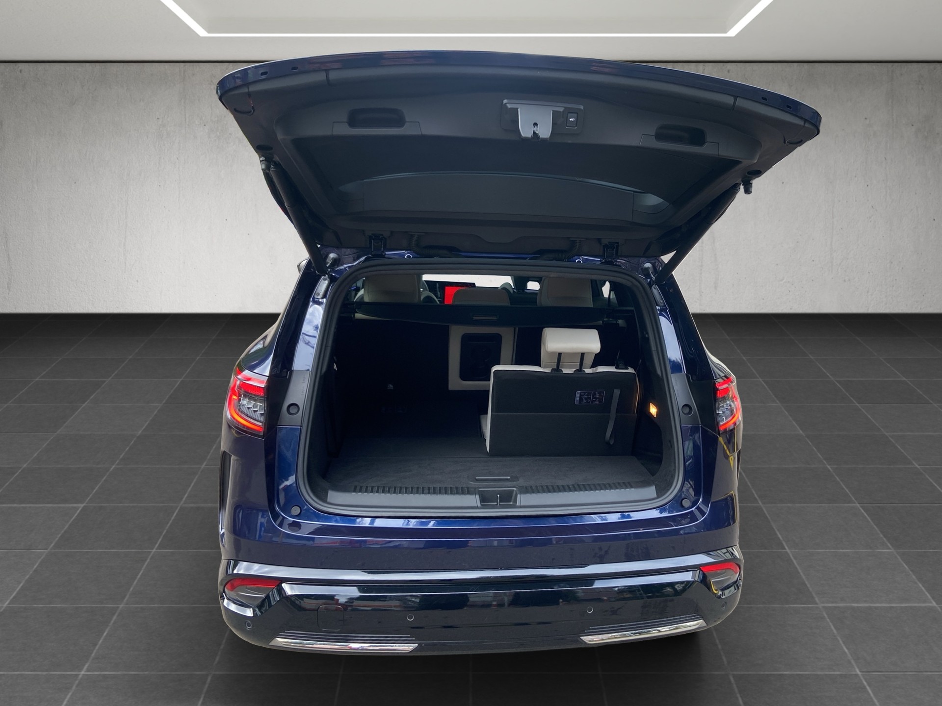 RENAULT Espace 1.2 E-Tech 200 Iconic-image-13