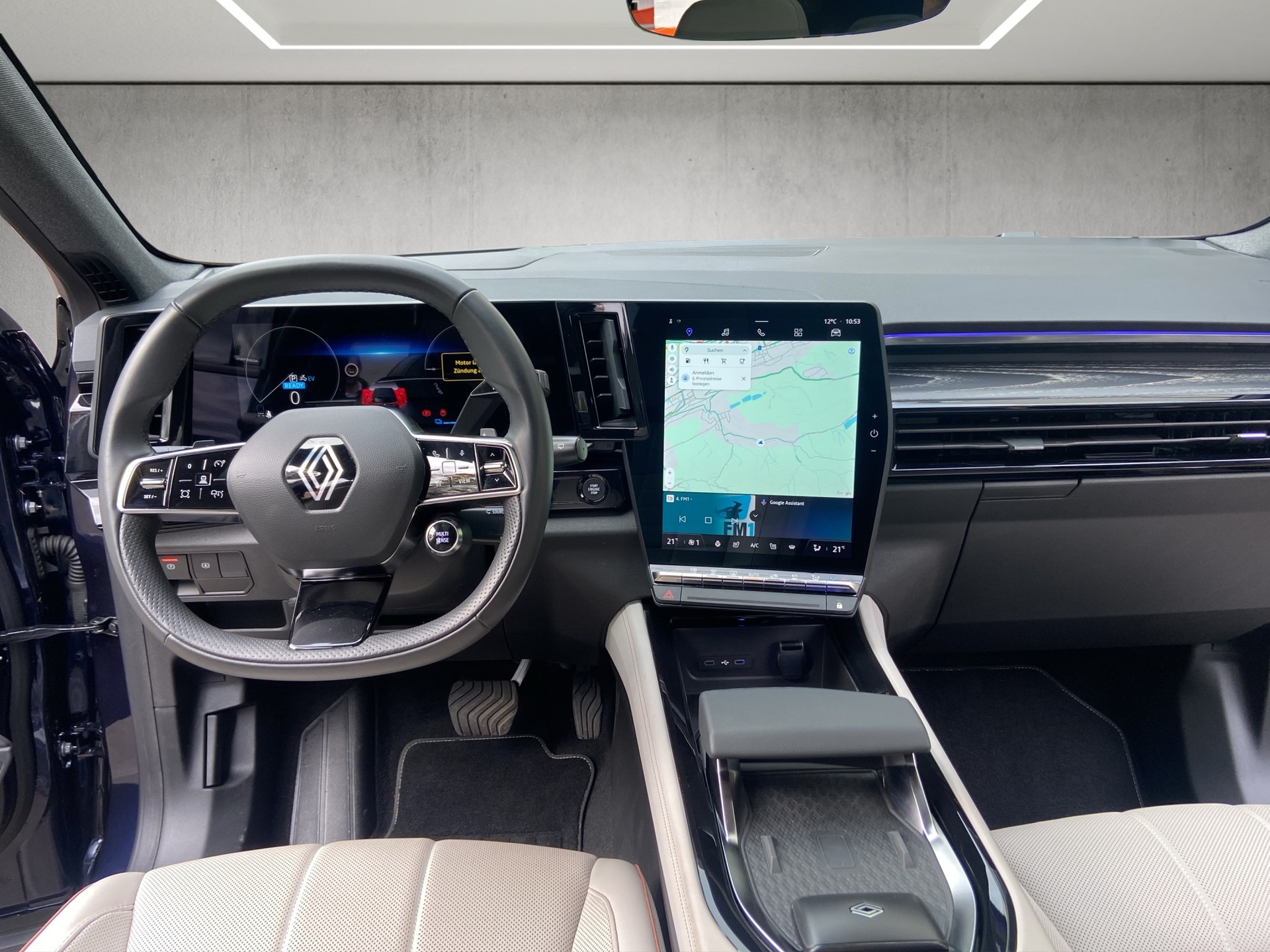 RENAULT Espace 1.2 E-Tech 200 Iconic-image-8
