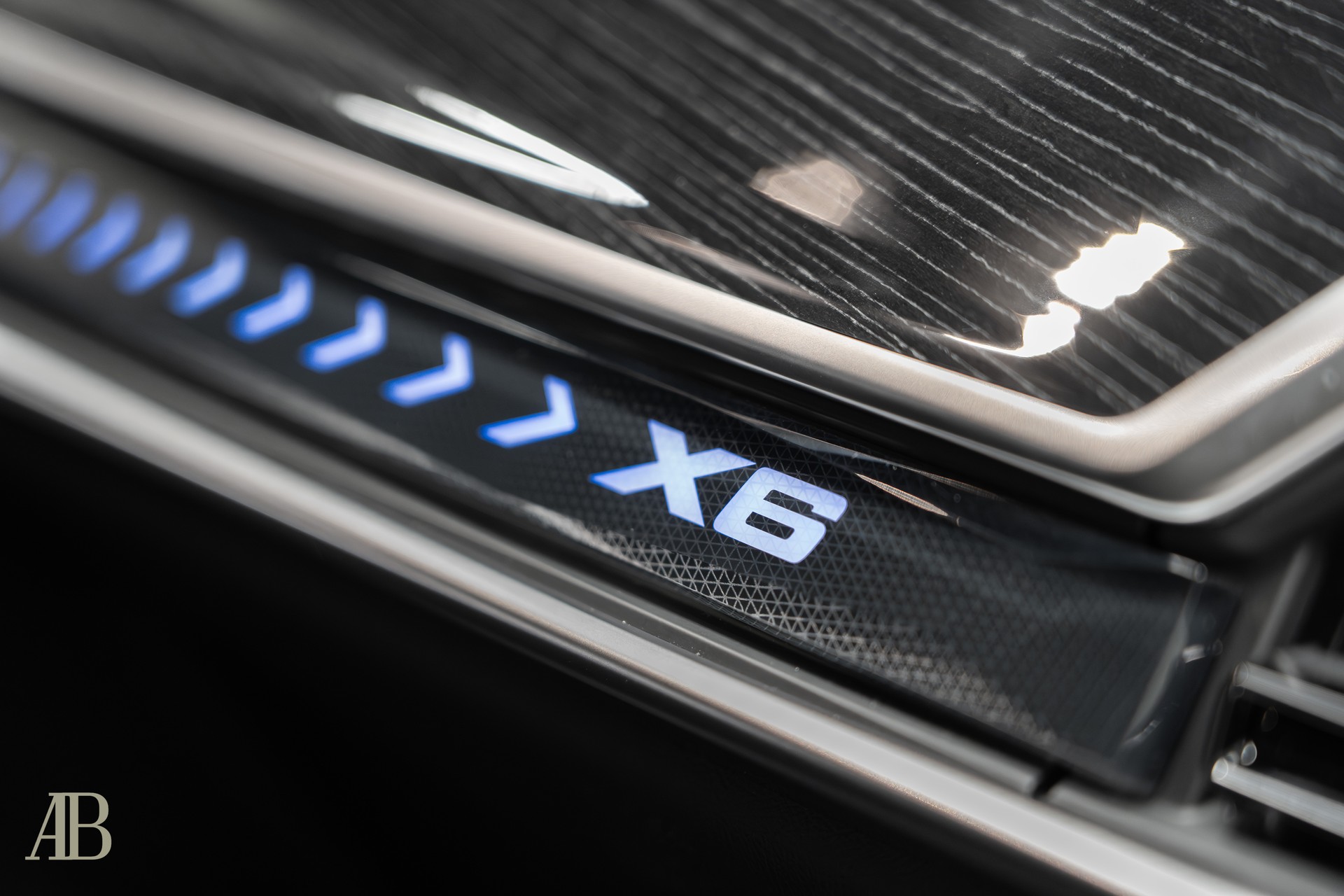 BMW X6 xDrive 48V 40i M Sport Steptronic CH-Fahrzeug-image-11