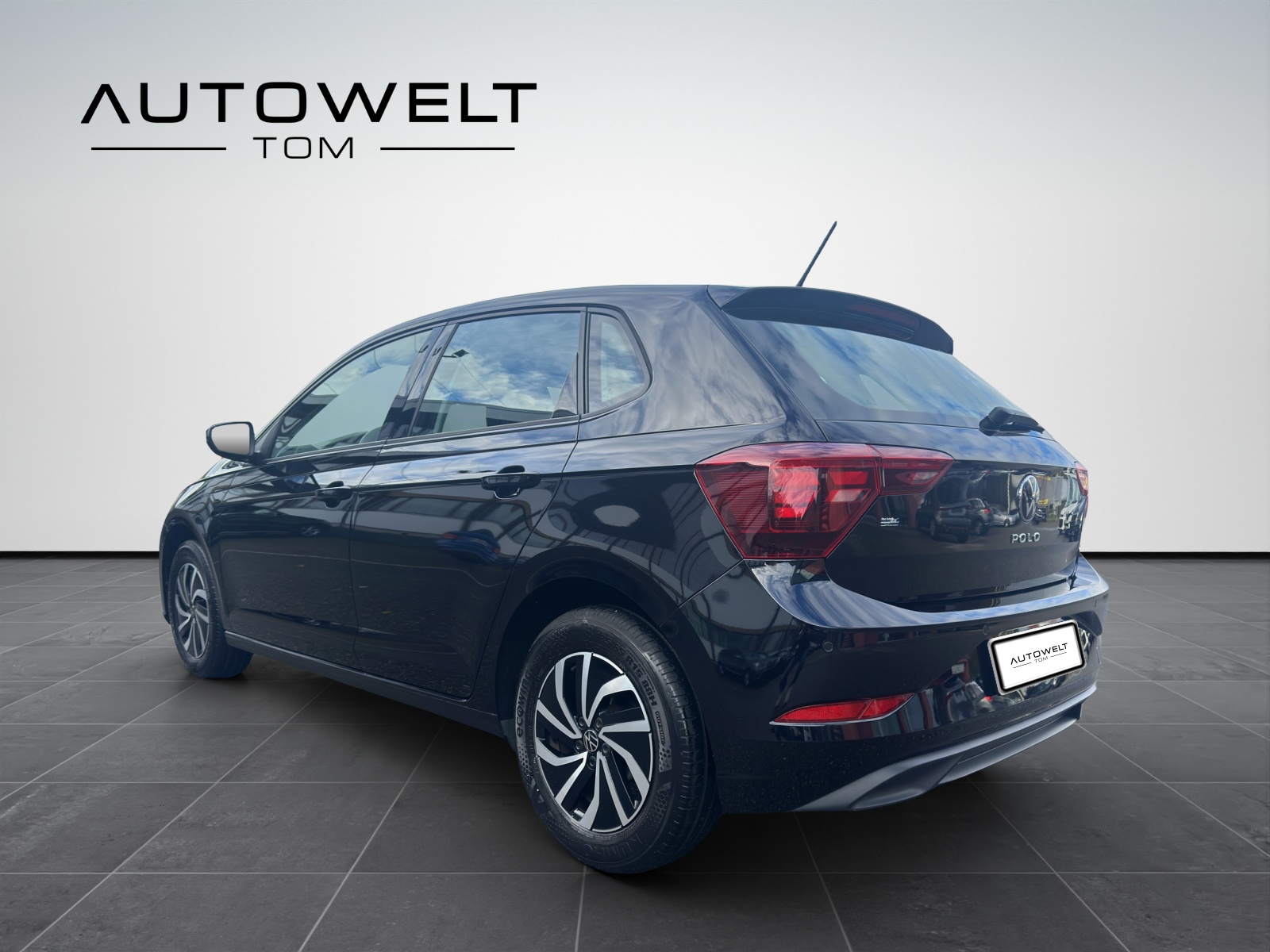 VW Polo 1.0 TSI Life DSG 110PS-image-2