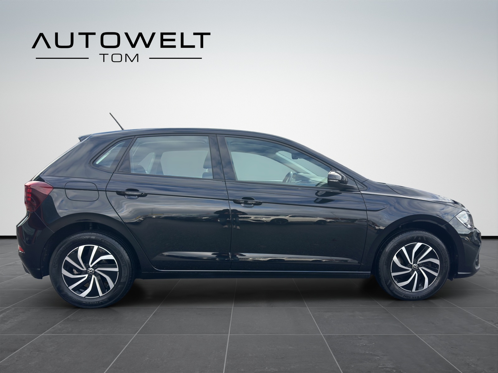 VW Polo 1.0 TSI Life DSG 110PS-image-5