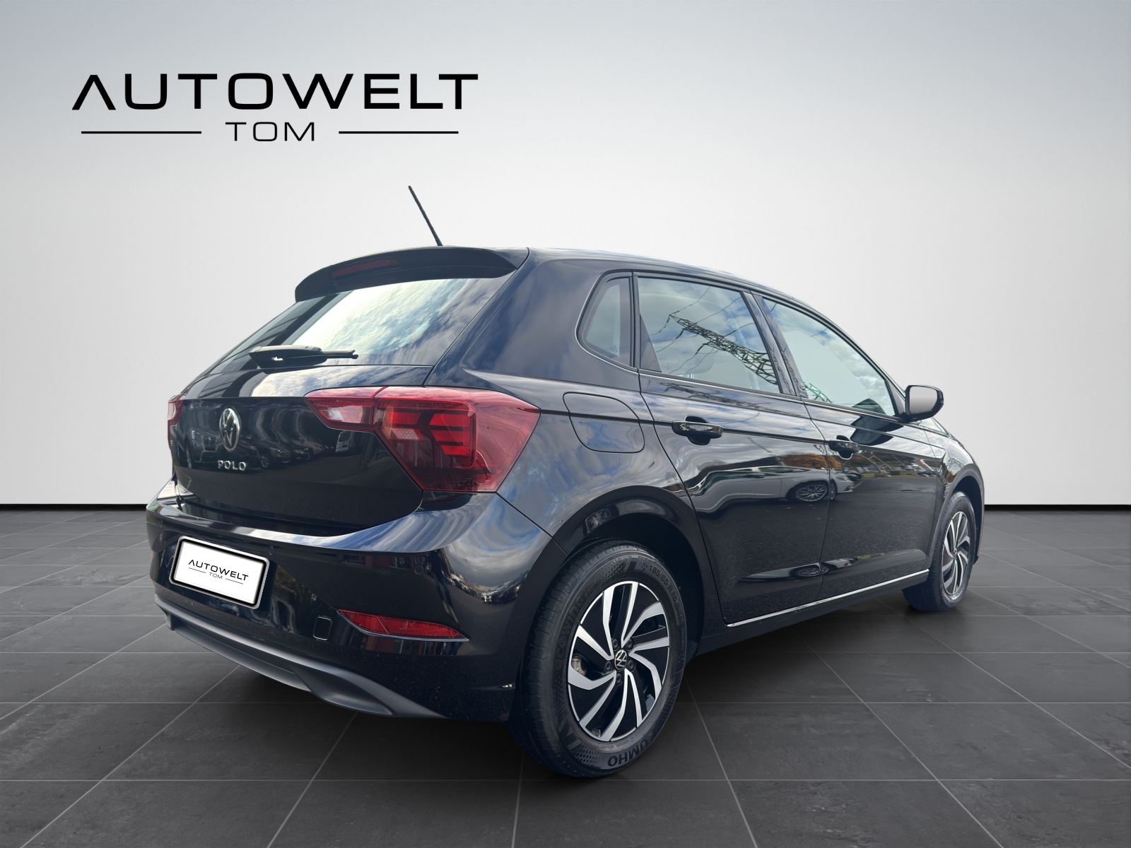 VW Polo 1.0 TSI Life DSG 110PS-image-4